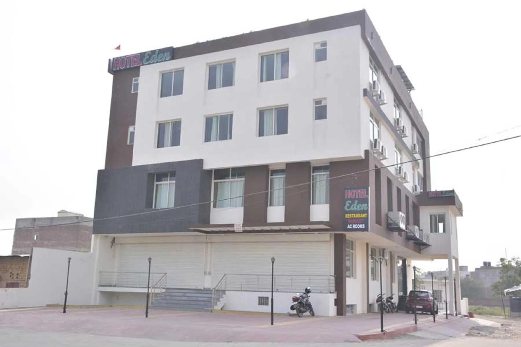 Property building in Hotel Eden