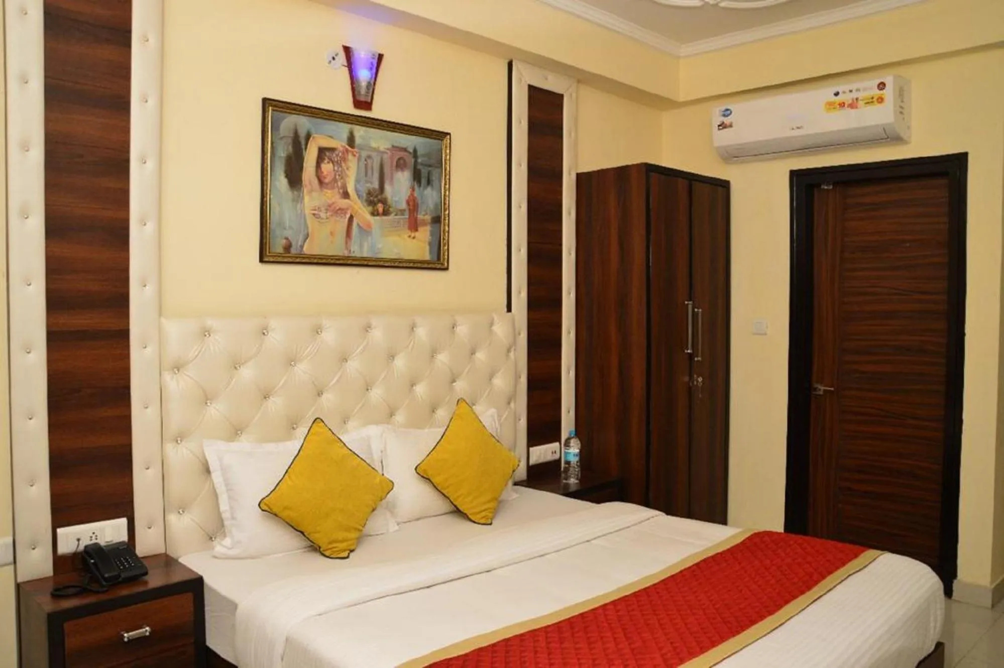 Bedroom in Hotel Eden