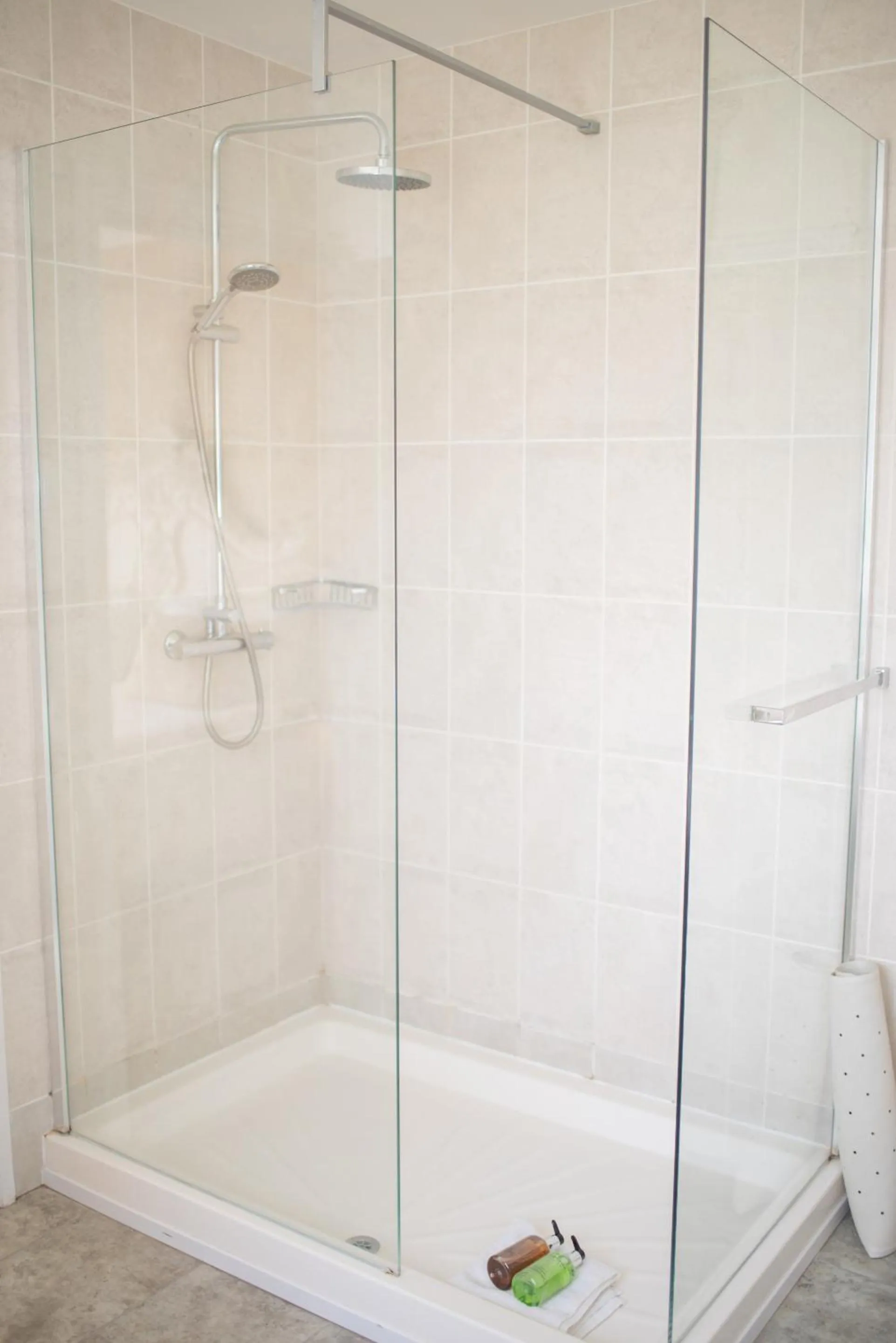 Bathroom in The Retreat New Forest