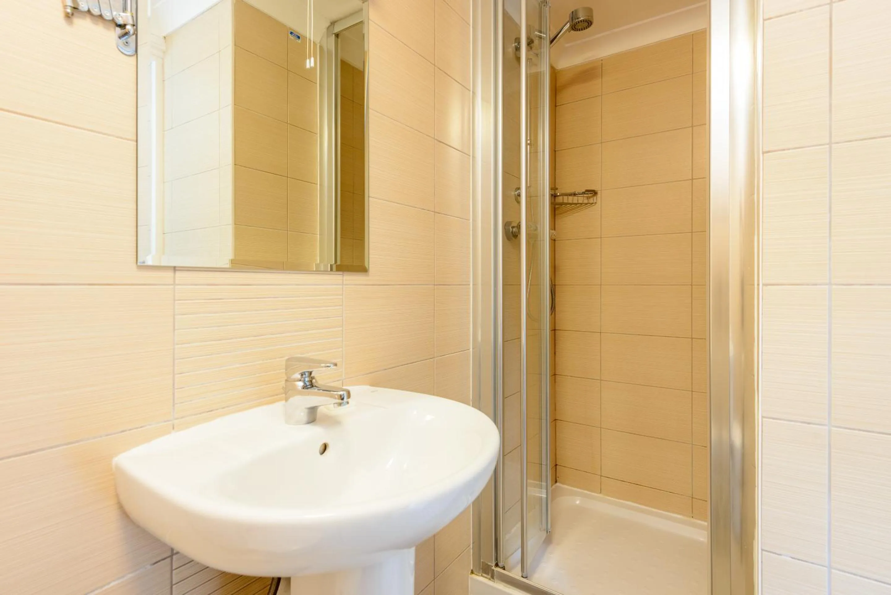 Bathroom in The Retreat New Forest