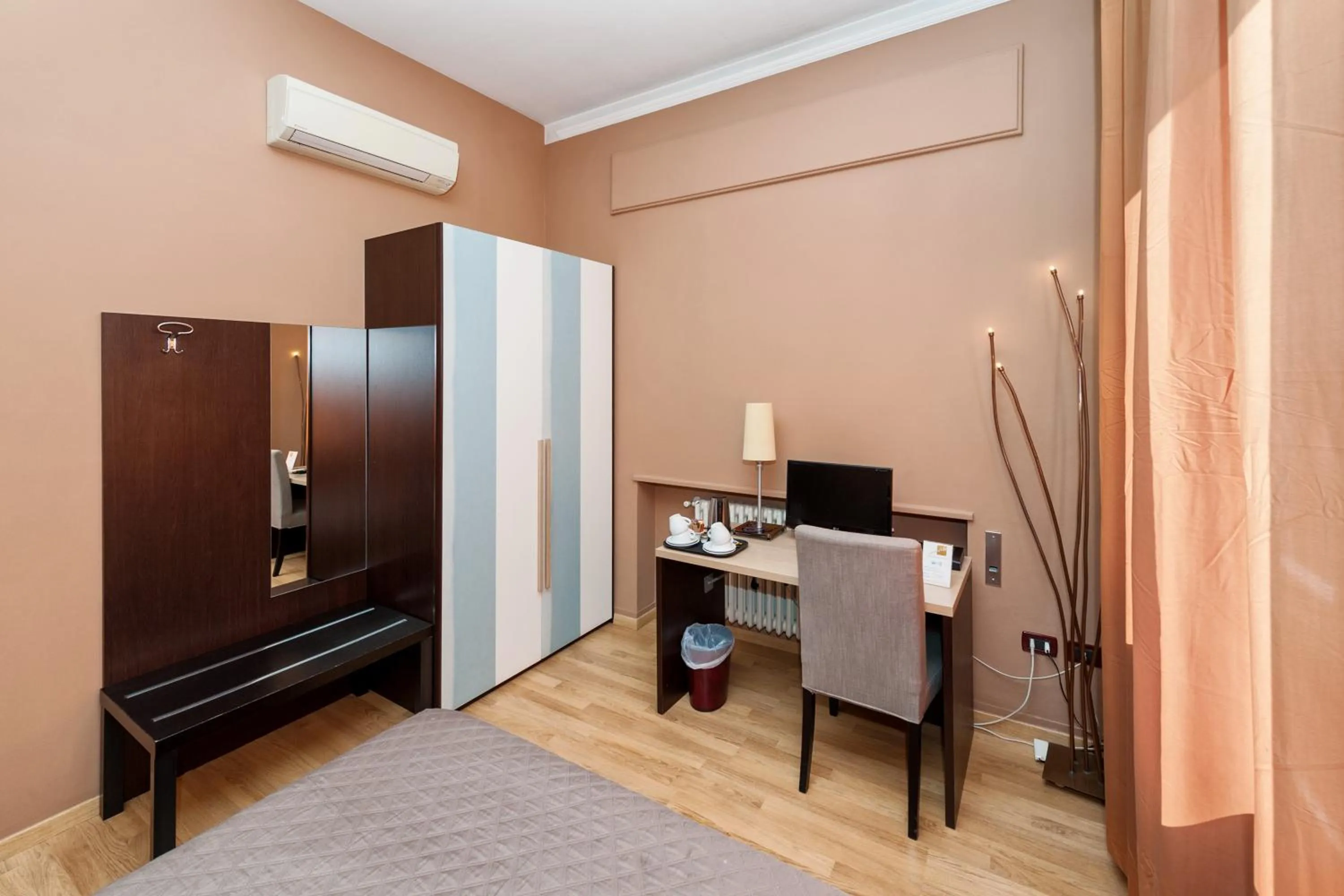 Bedroom, Bed in Lucca In Villa Elisa & Gentucca