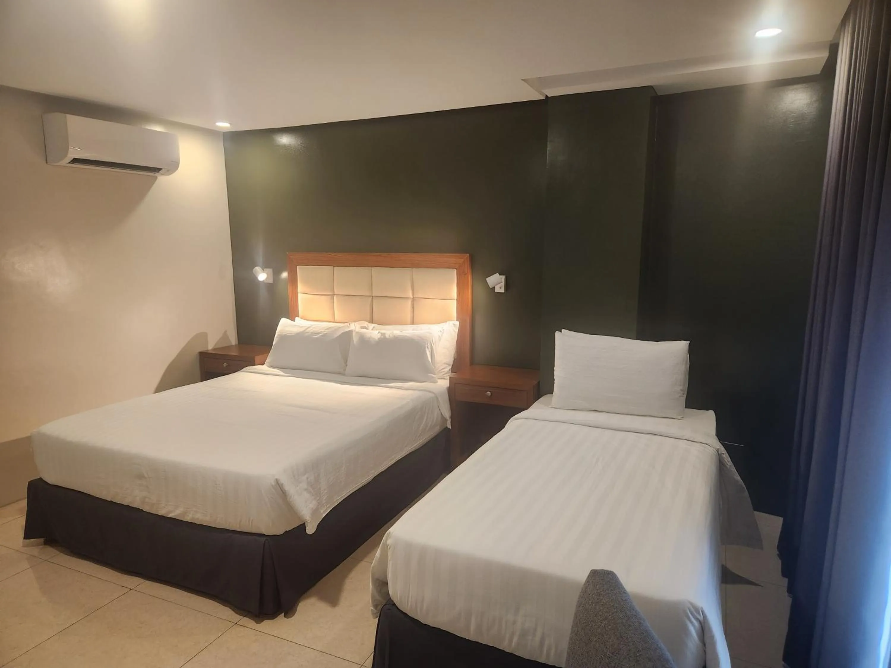 Bed in Hotel Herencia 625