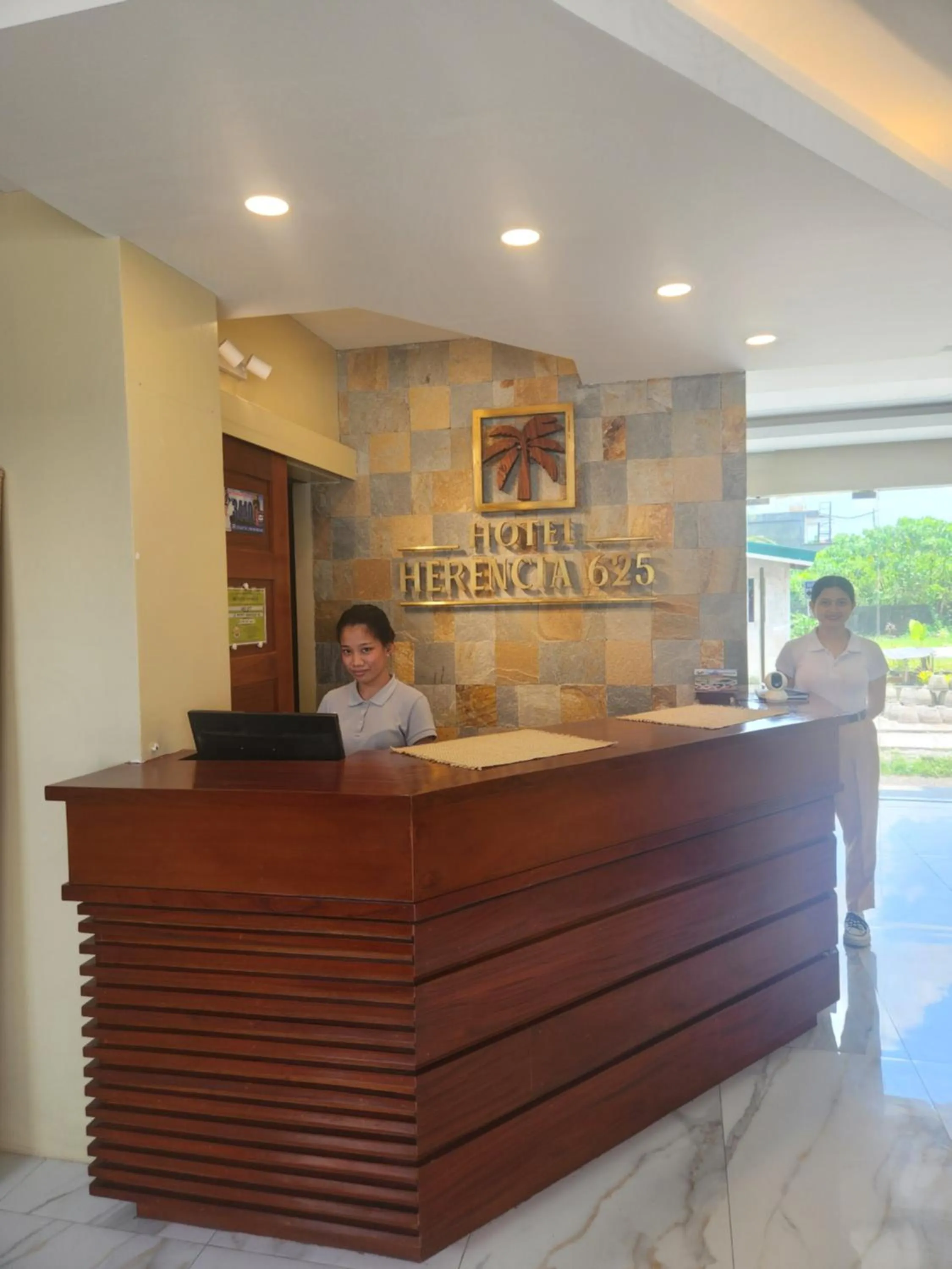 Lobby or reception in Hotel Herencia 625