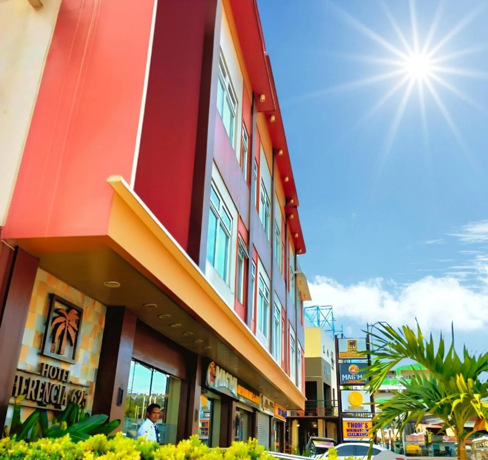 Property building in Hotel Herencia 625