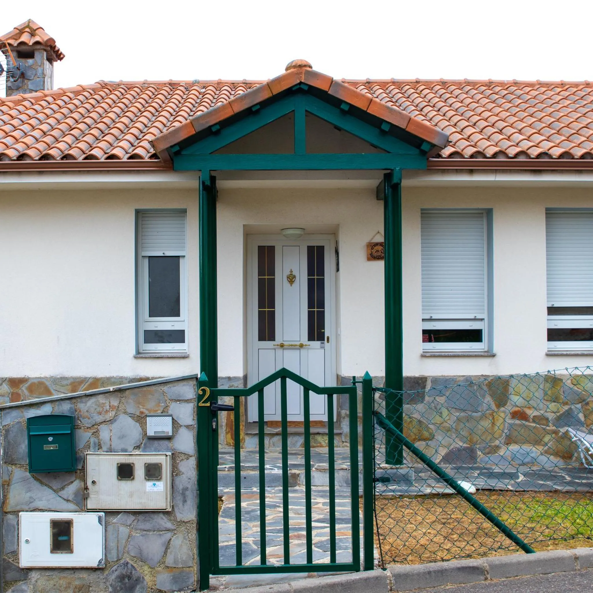 Facade/entrance in El Gato Gordo - bike & surf house