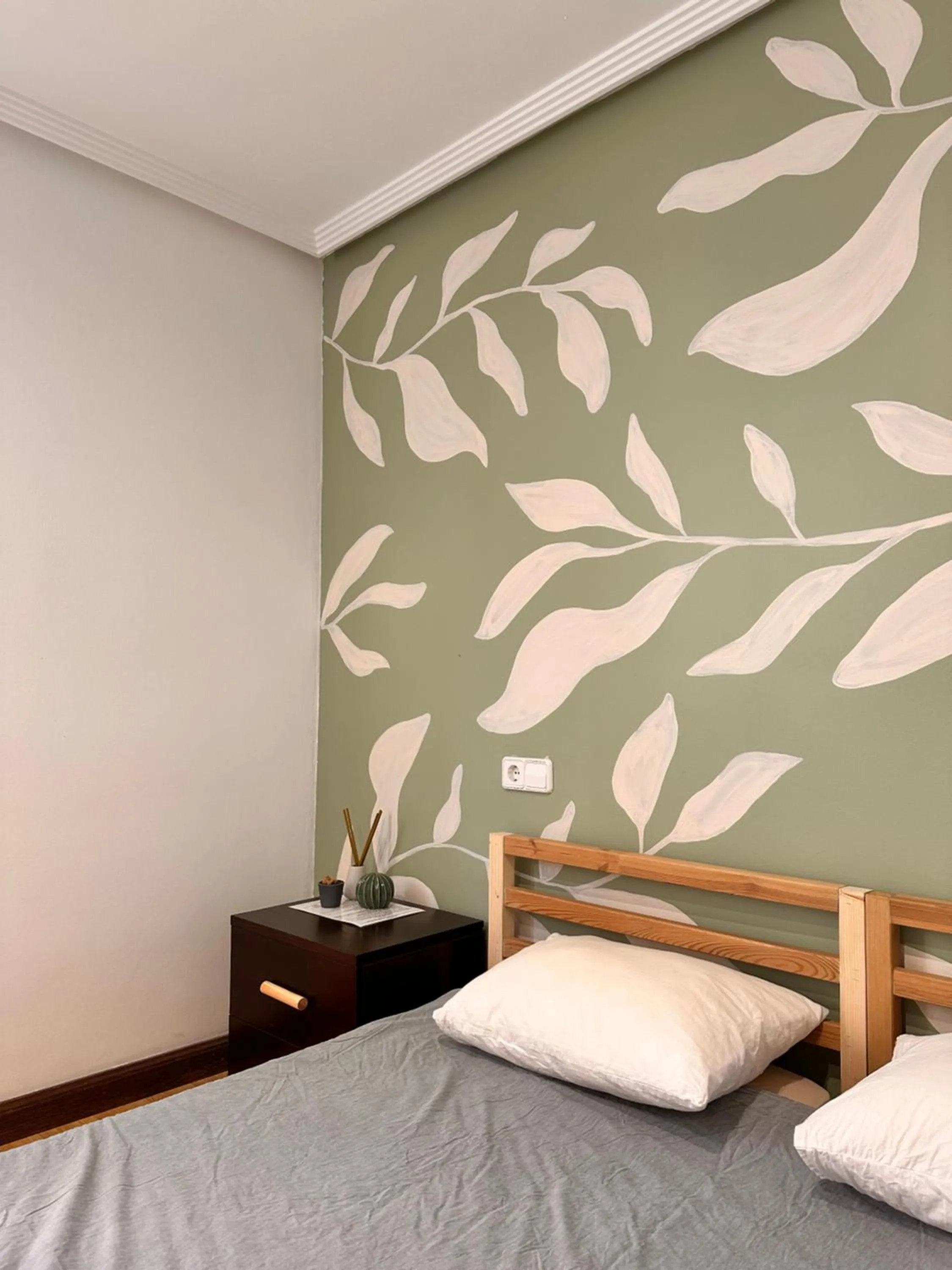 Bed in El Gato Gordo - bike & surf house