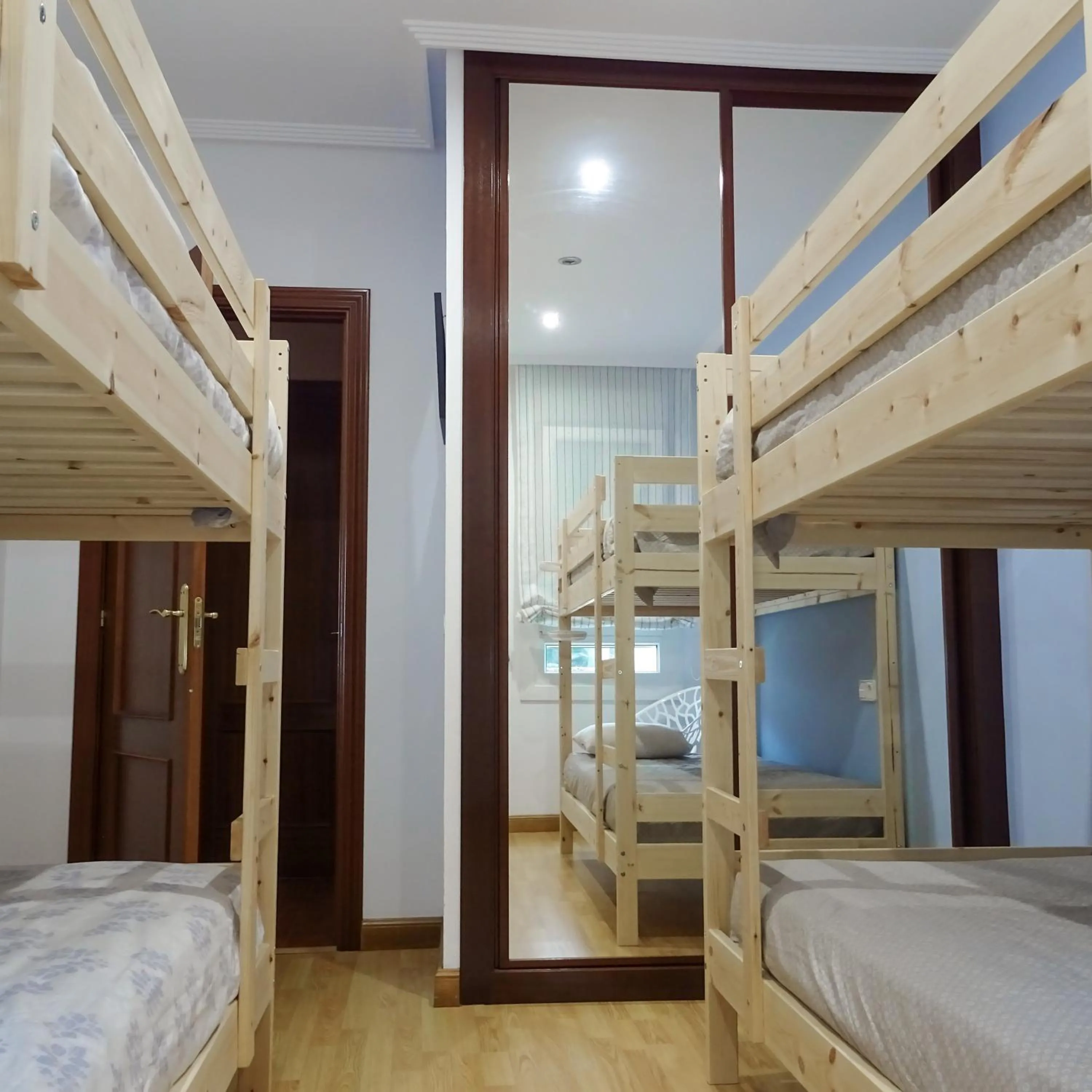 Bedroom, Bed in El Gato Gordo - bike & surf house