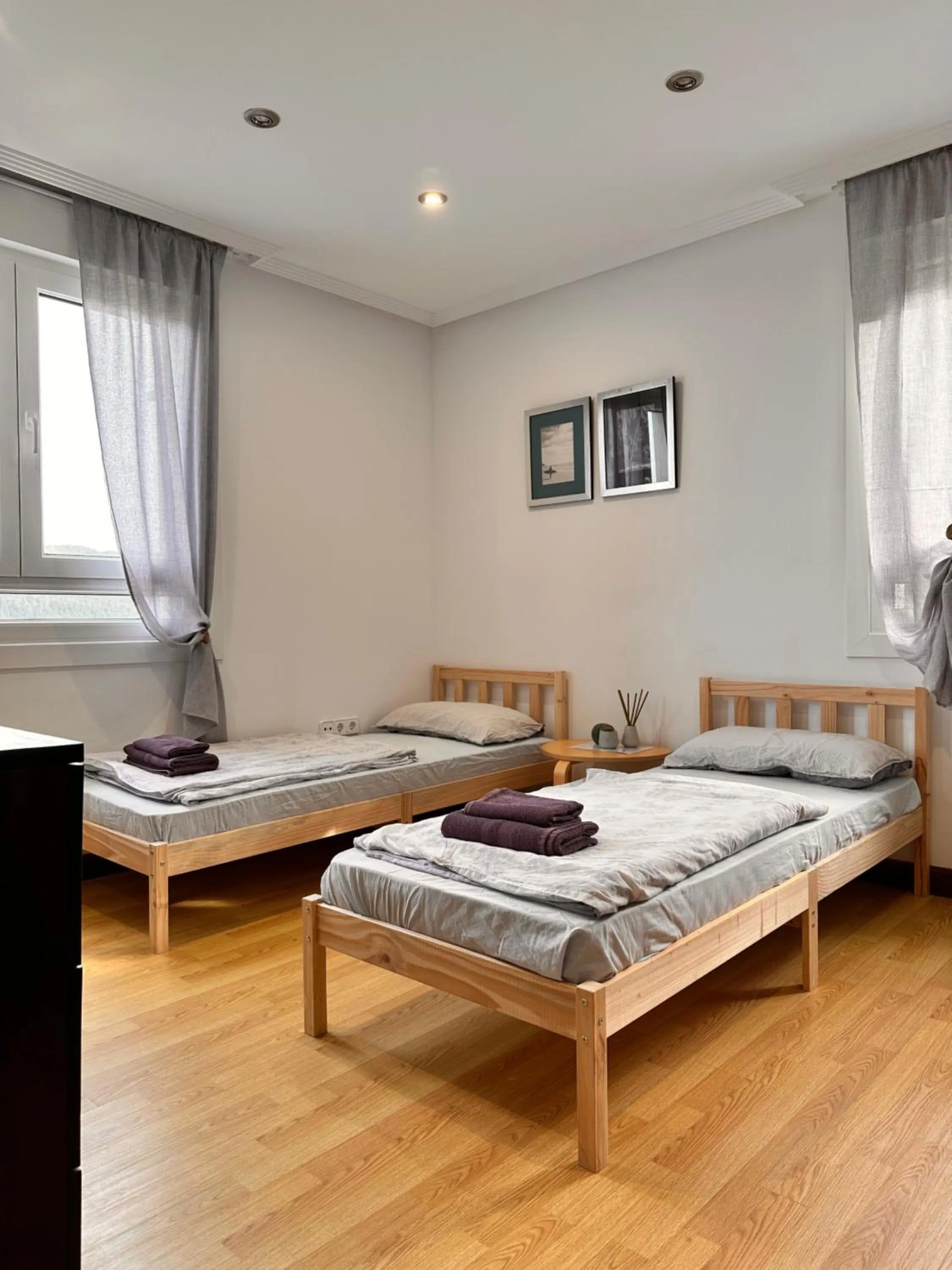 Bedroom, Bed in El Gato Gordo - bike & surf house