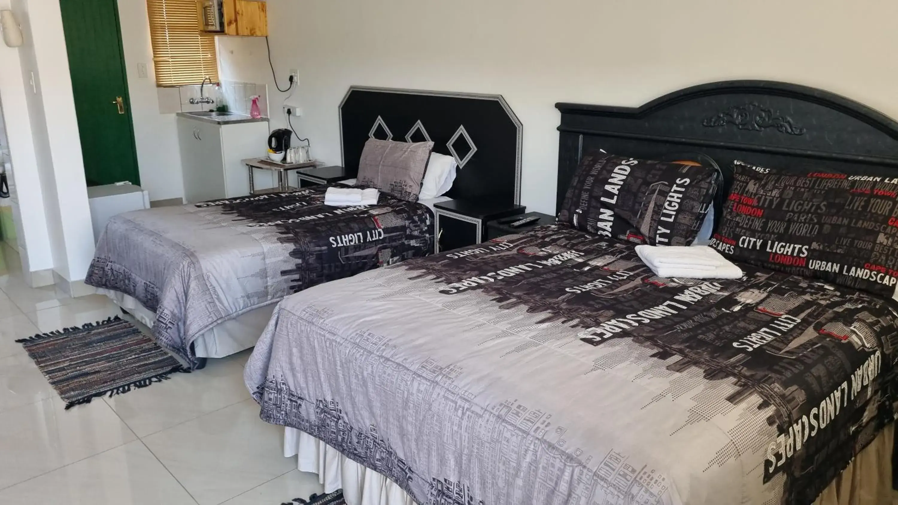 Double or Twin Room - single occupancy in Viks Bed and Breakfast Double or Twin Room - single occupancy in Viks Bed and Breakfast