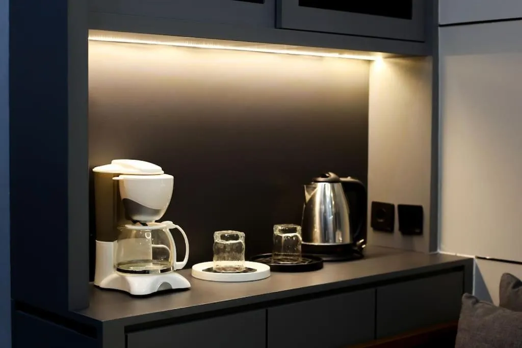 Coffee/tea facilities in Amandalu at Orchard apartemen