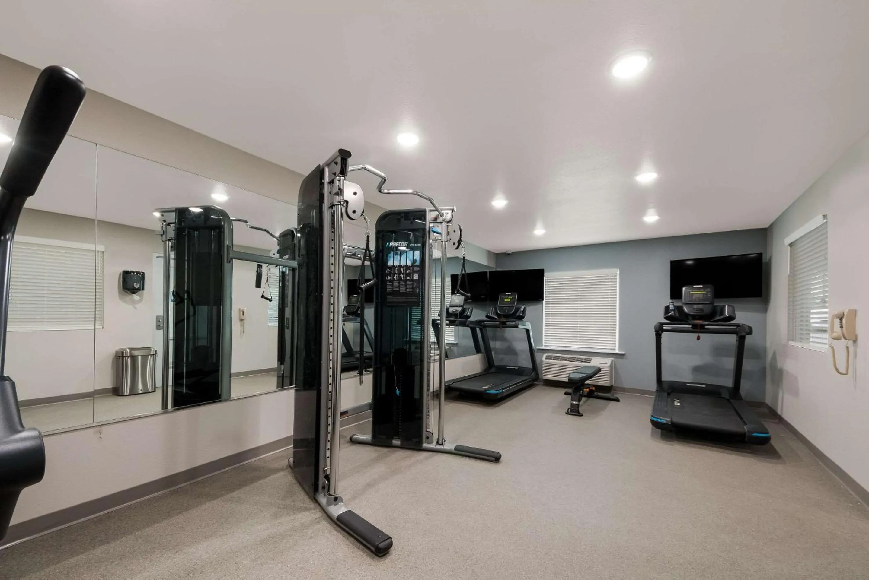 Fitness centre/facilities in WoodSpring Suites San Antonio UTSA - Medical Center