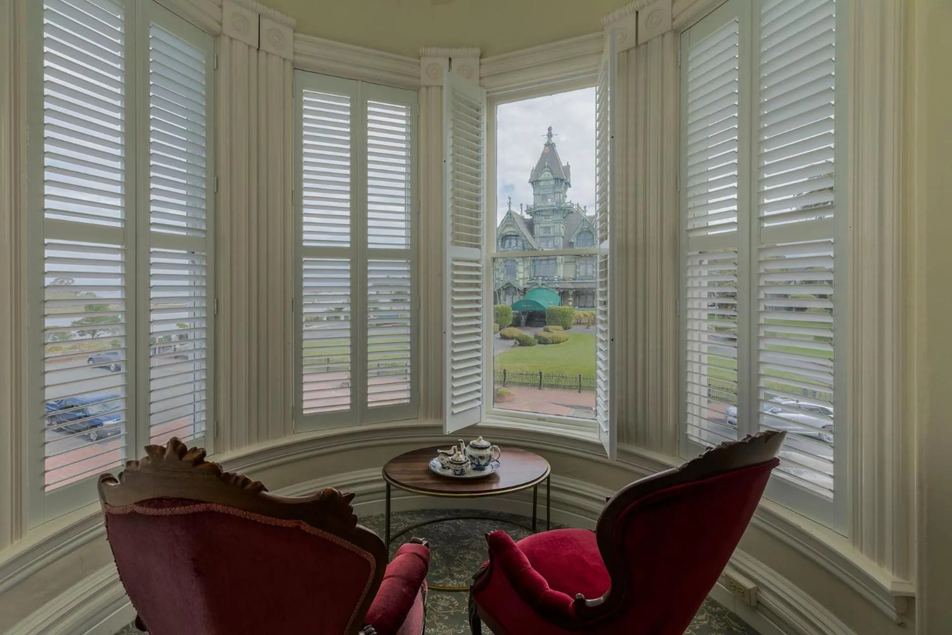 Seating area in Pinc Lady Mansion