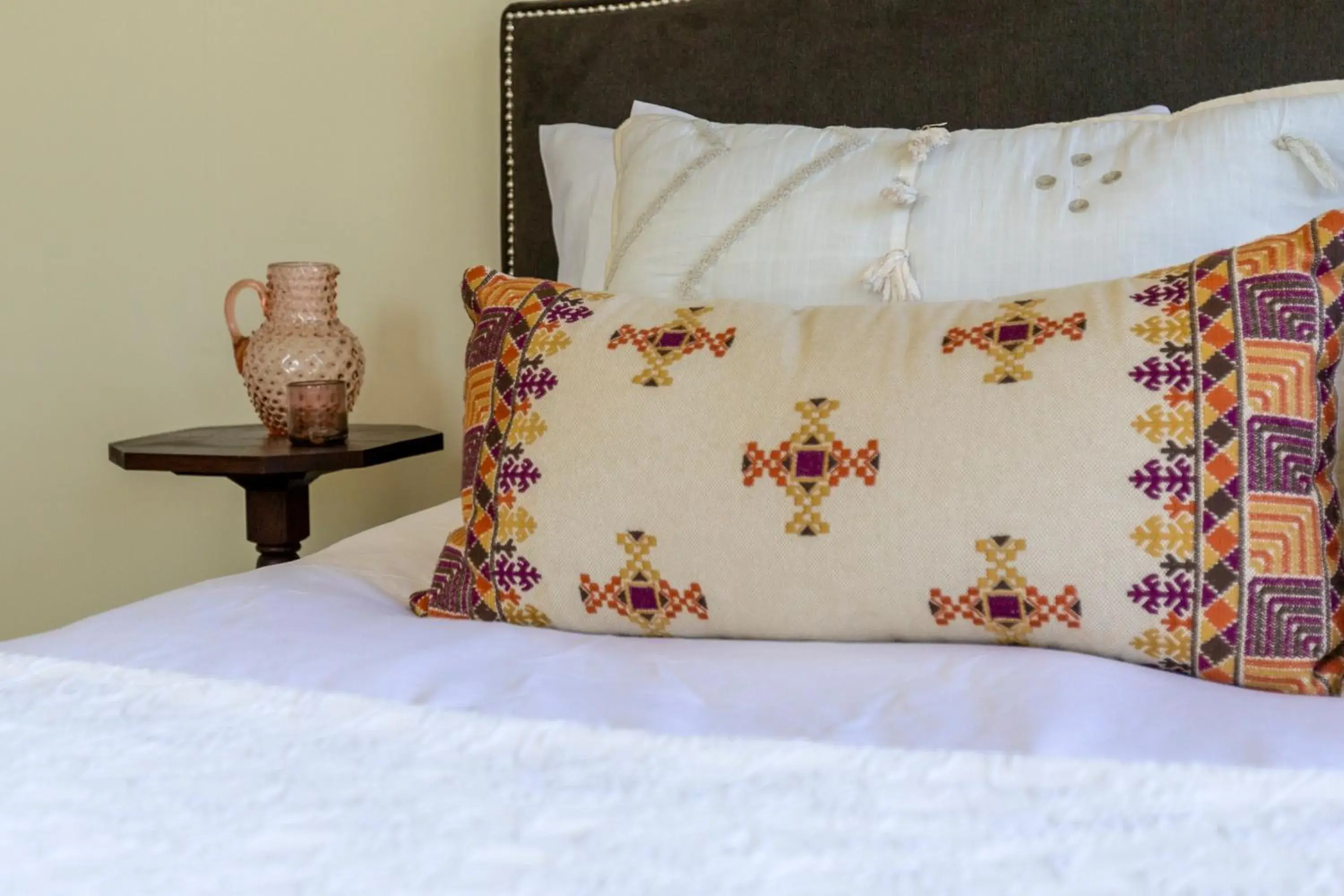 King Room with Private Bathroom in Pinc Lady Mansion King Room with Private Bathroom in Pinc Lady Mansion