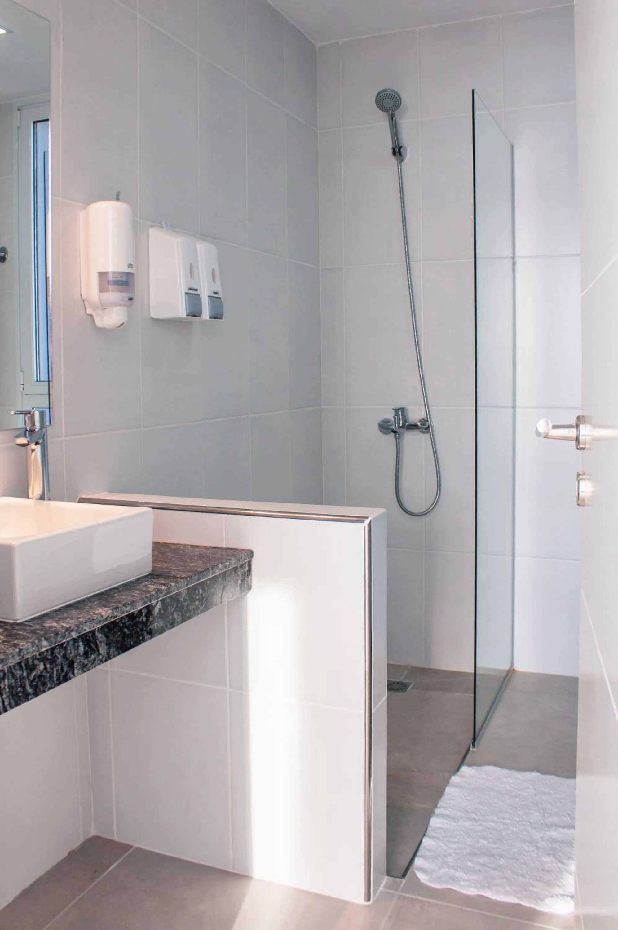 Bathroom in Ramada Residences by Wyndham Puerto Madryn CQ Mitre