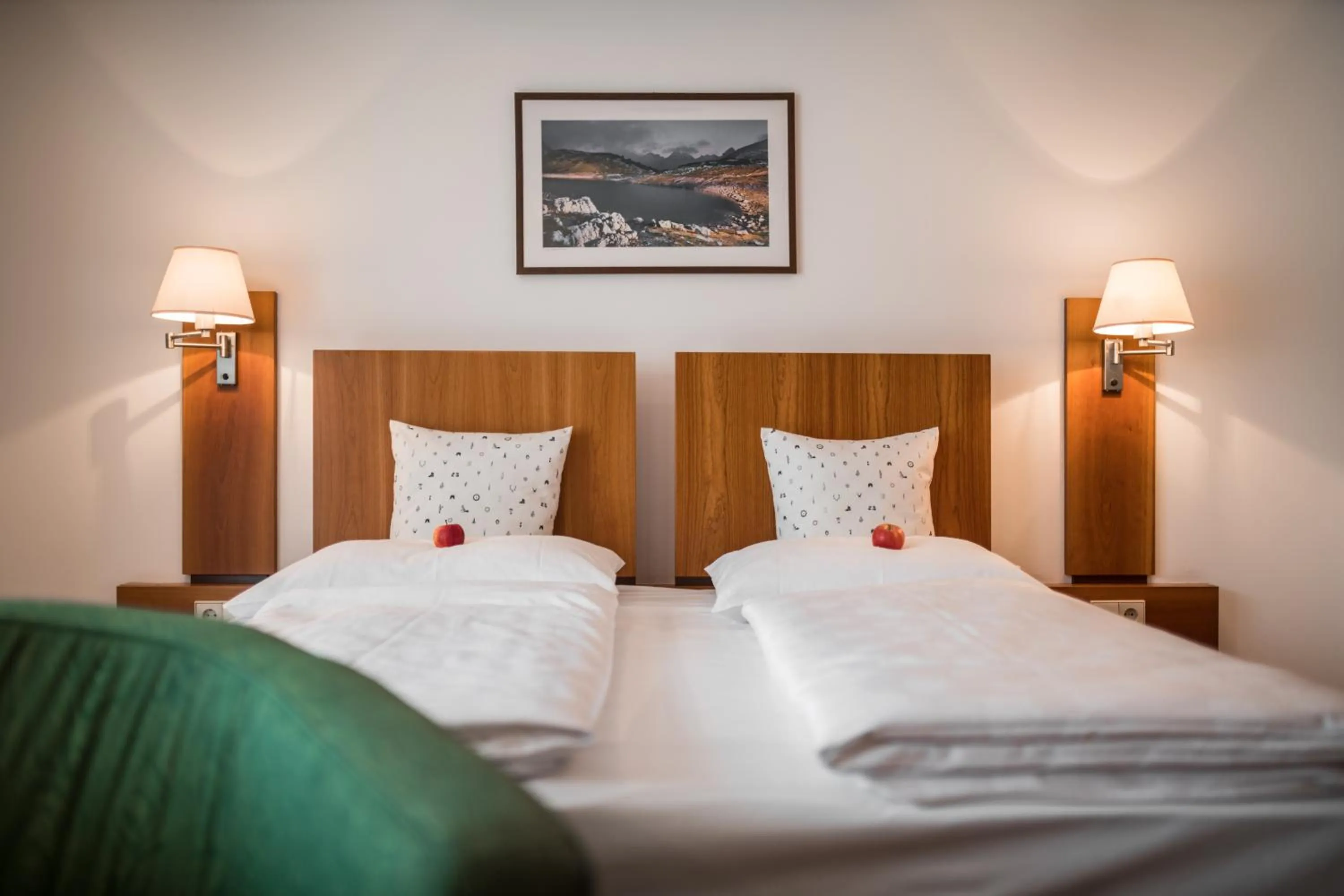 Bed in KRONE eat drink stay