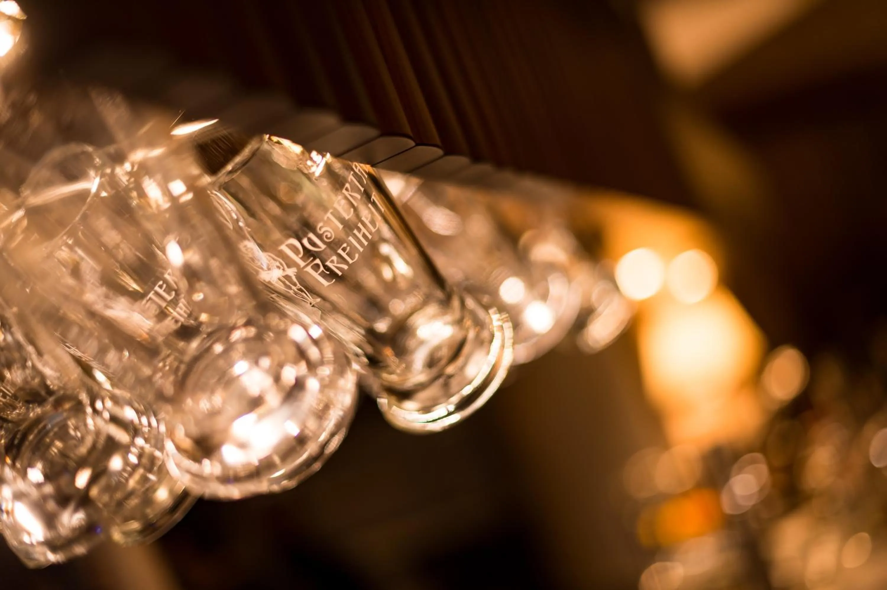 Restaurant/places to eat in KRONE eat drink stay