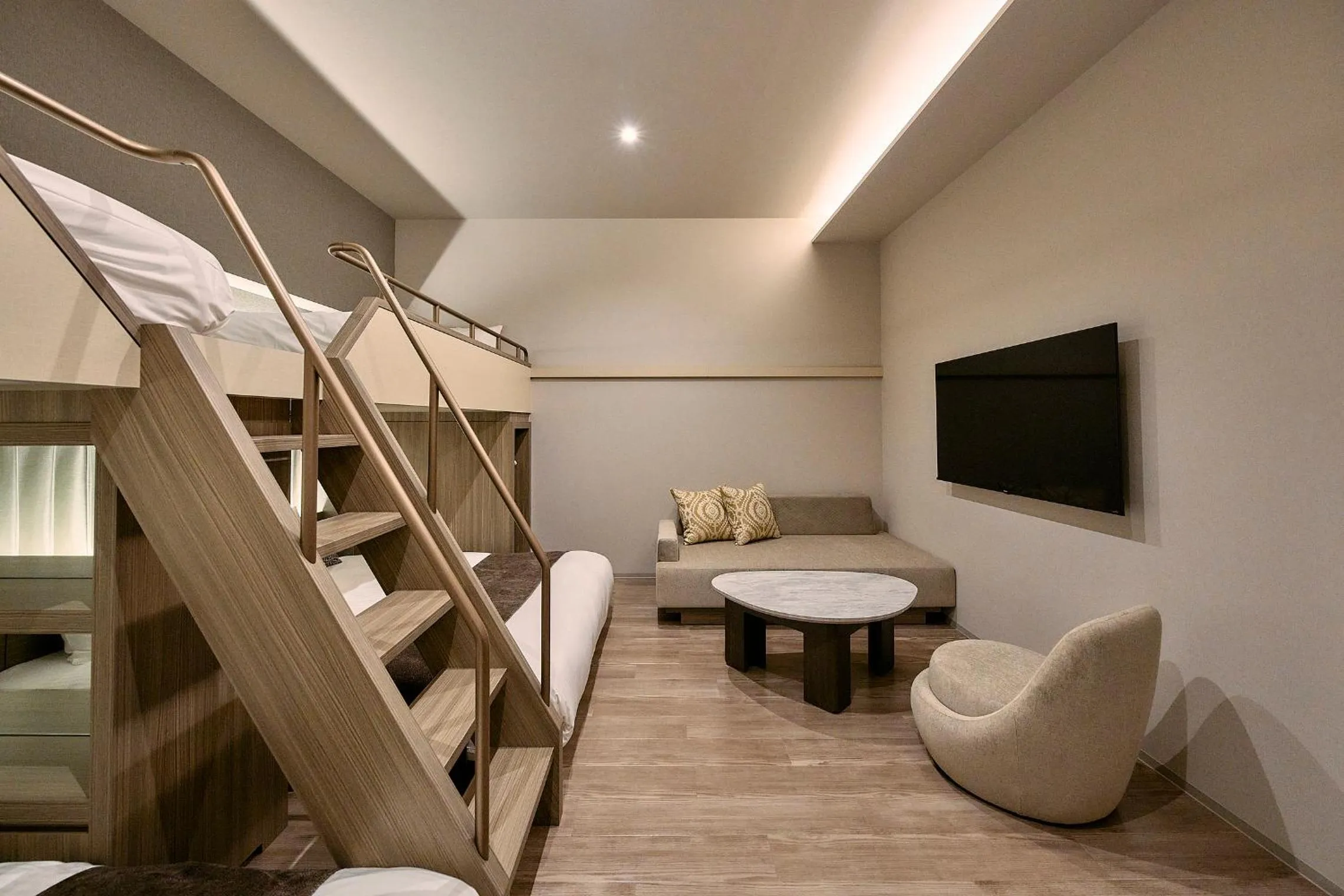 Photo of the whole room in fav HIROSHIMA STADIUM