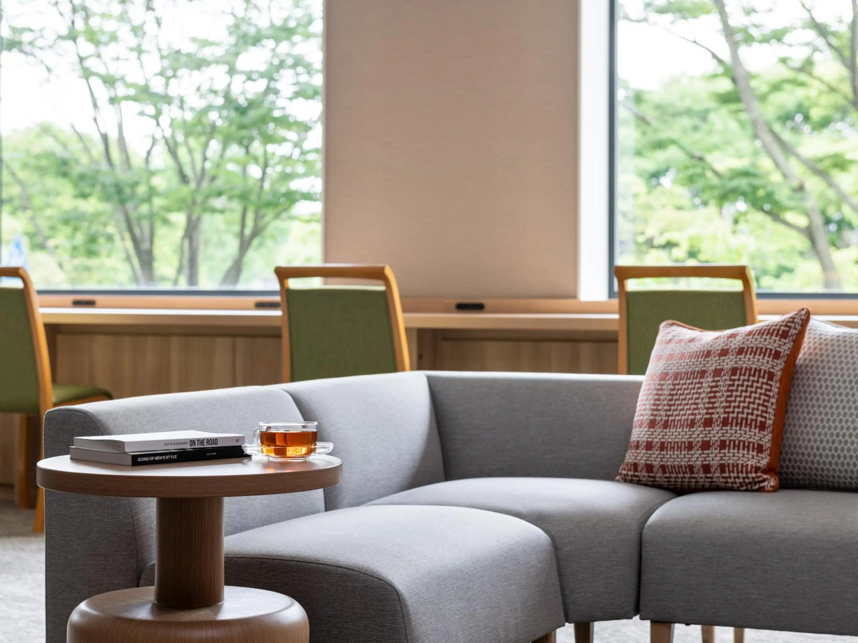 Lounge or bar in Mitsui Garden Hotel Kashiwa-no-ha Park Side - Chiba