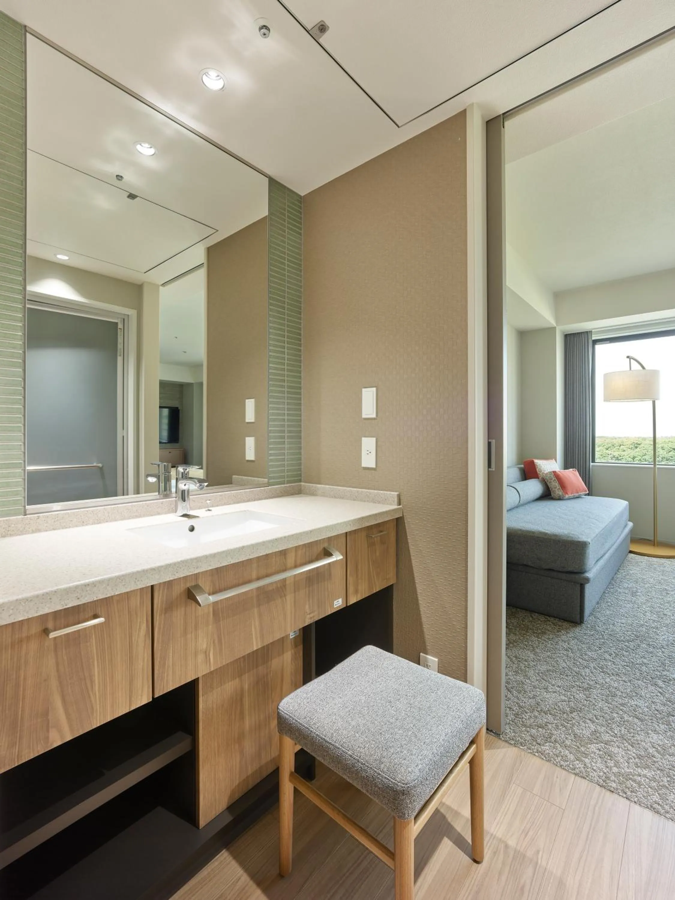 Large Twin Room in Mitsui Garden Hotel Kashiwa-no-ha Park Side - Chiba