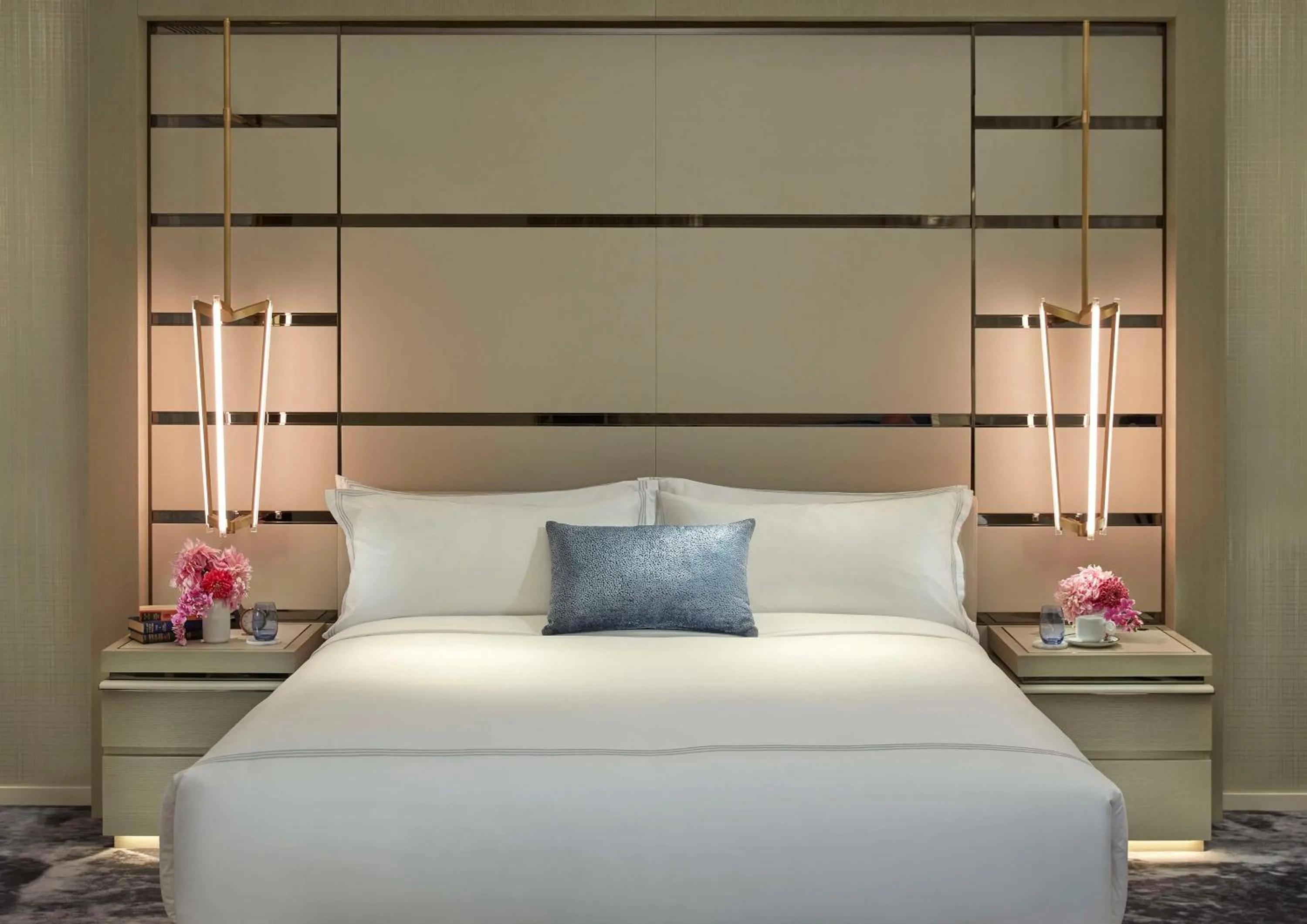 Photo of the whole room, Bed in Crown Towers Sydney