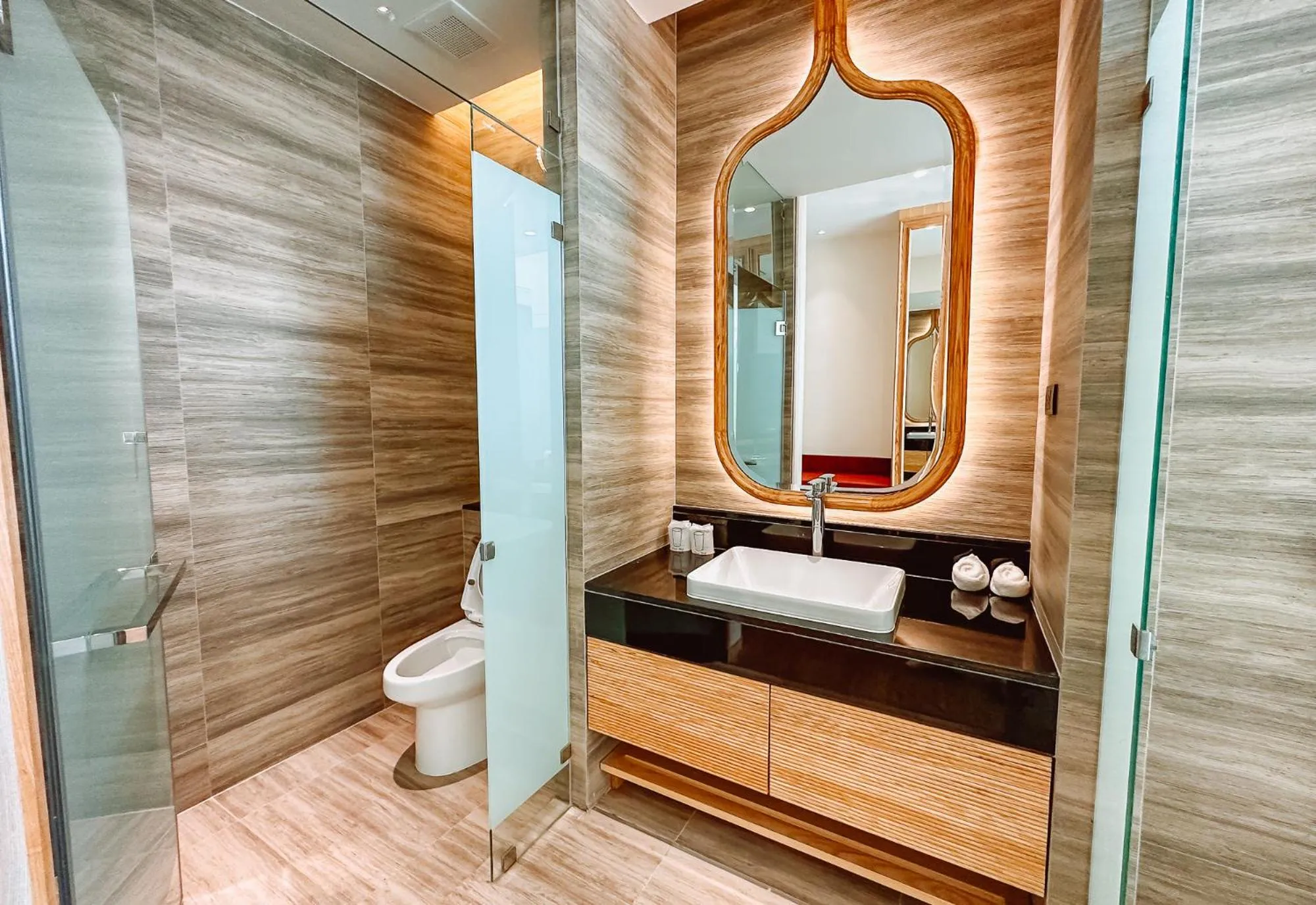 Toilet in Grand Lord Hotel & Residence - Khao chi chan Pattaya