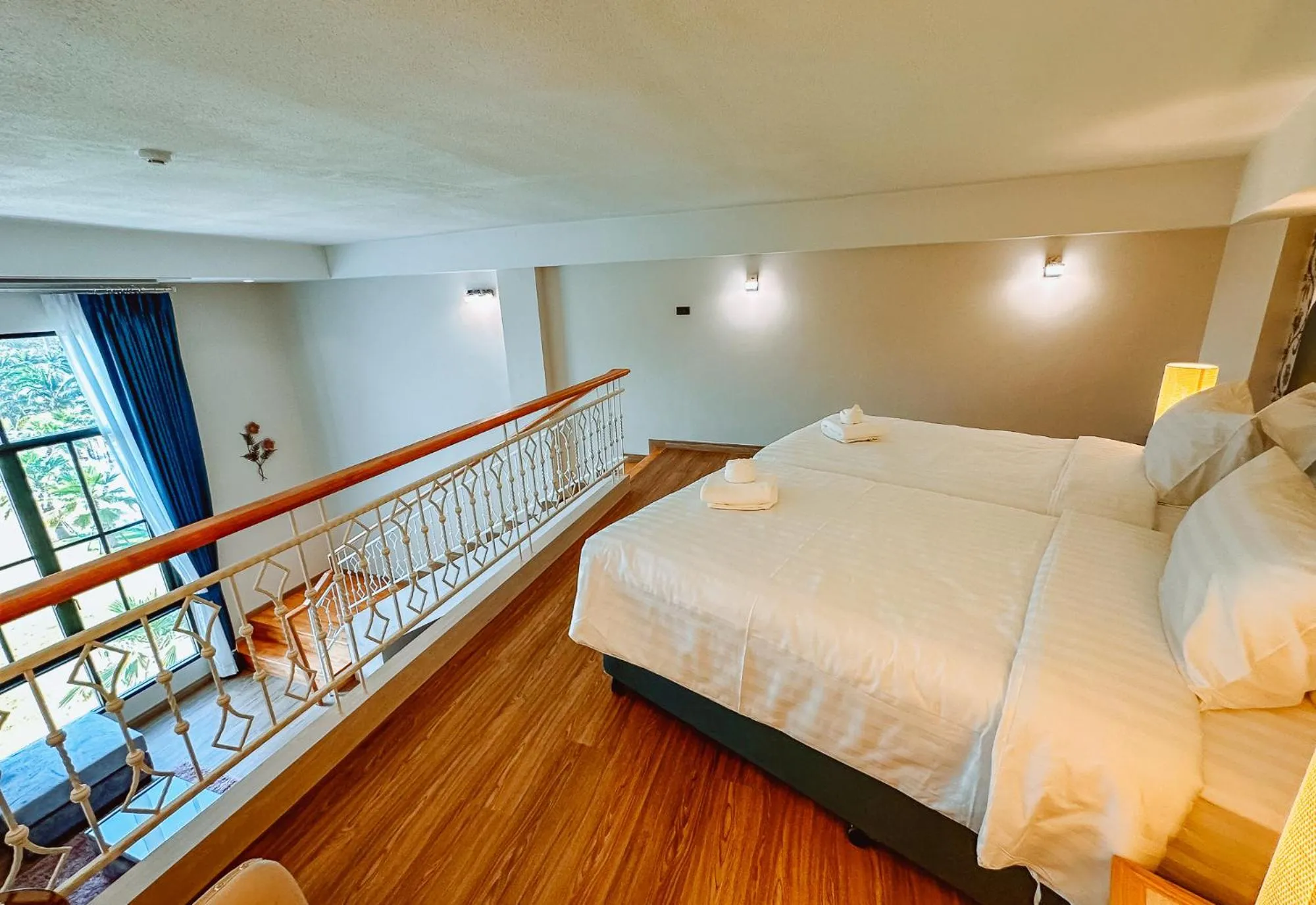 Bedroom, Bed in Grand Lord Hotel & Residence - Khao chi chan Pattaya