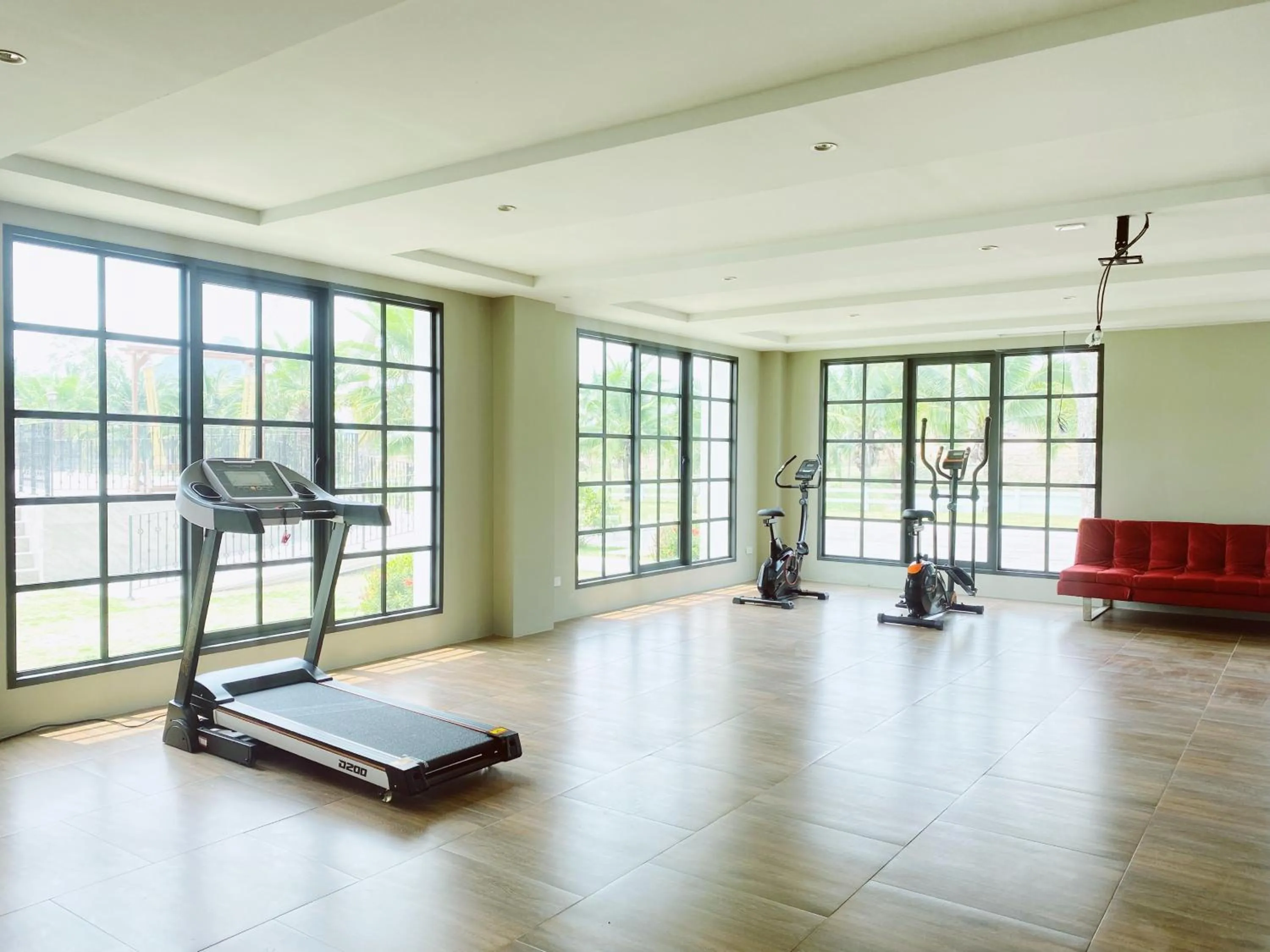 Fitness centre/facilities in Grand Lord Hotel & Residence - Khao chi chan Pattaya