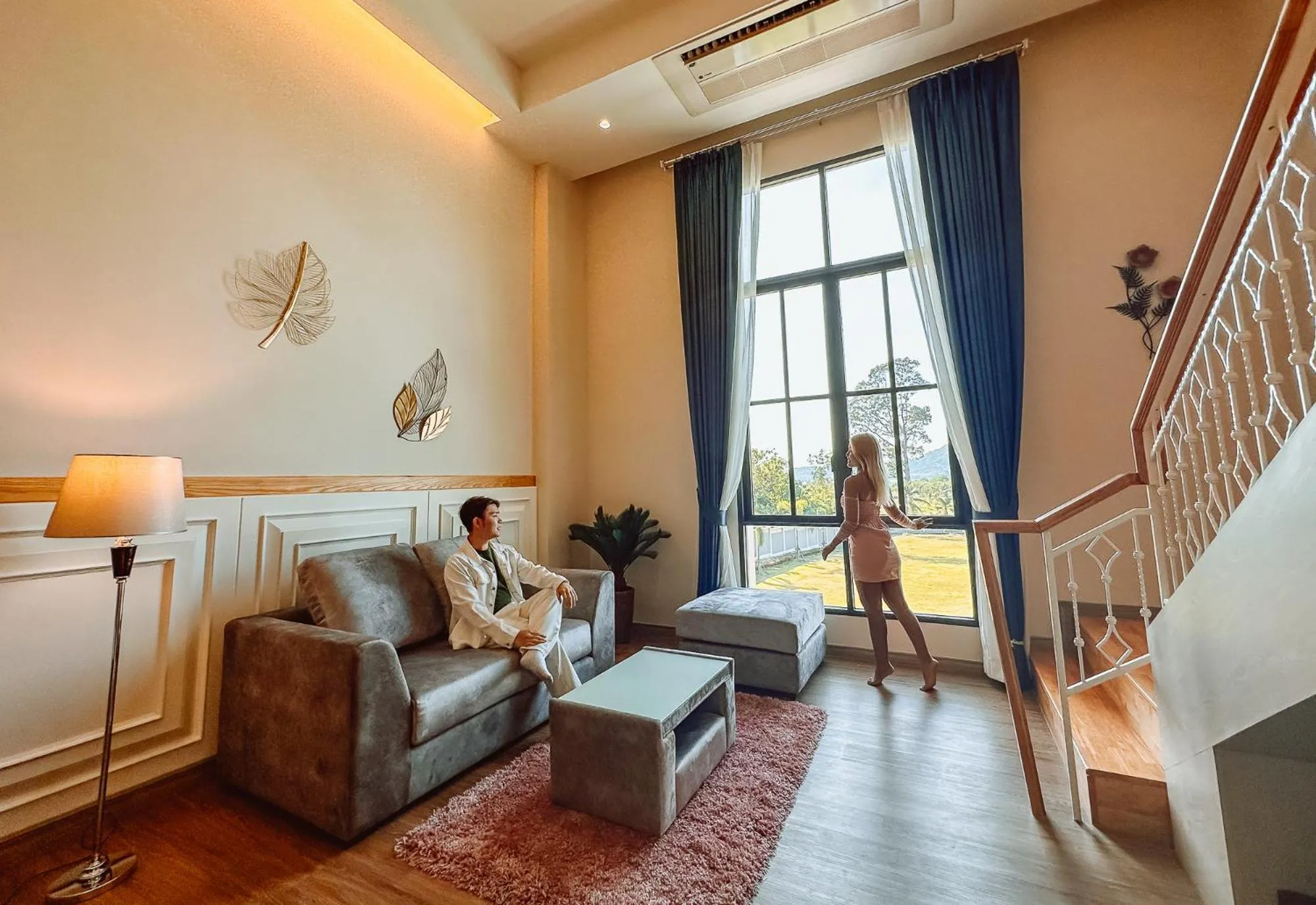 Living room in Grand Lord Hotel & Residence - Khao chi chan Pattaya