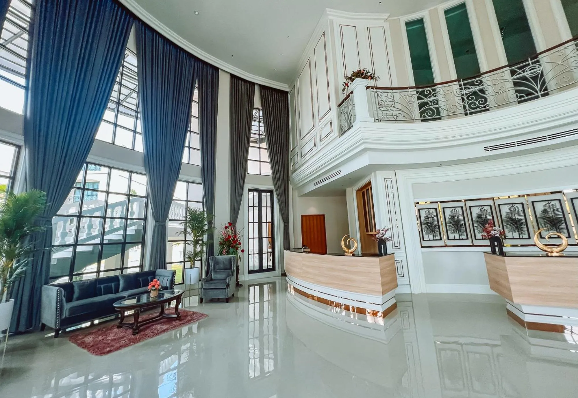 Lobby or reception in Grand Lord Hotel & Residence - Khao chi chan Pattaya