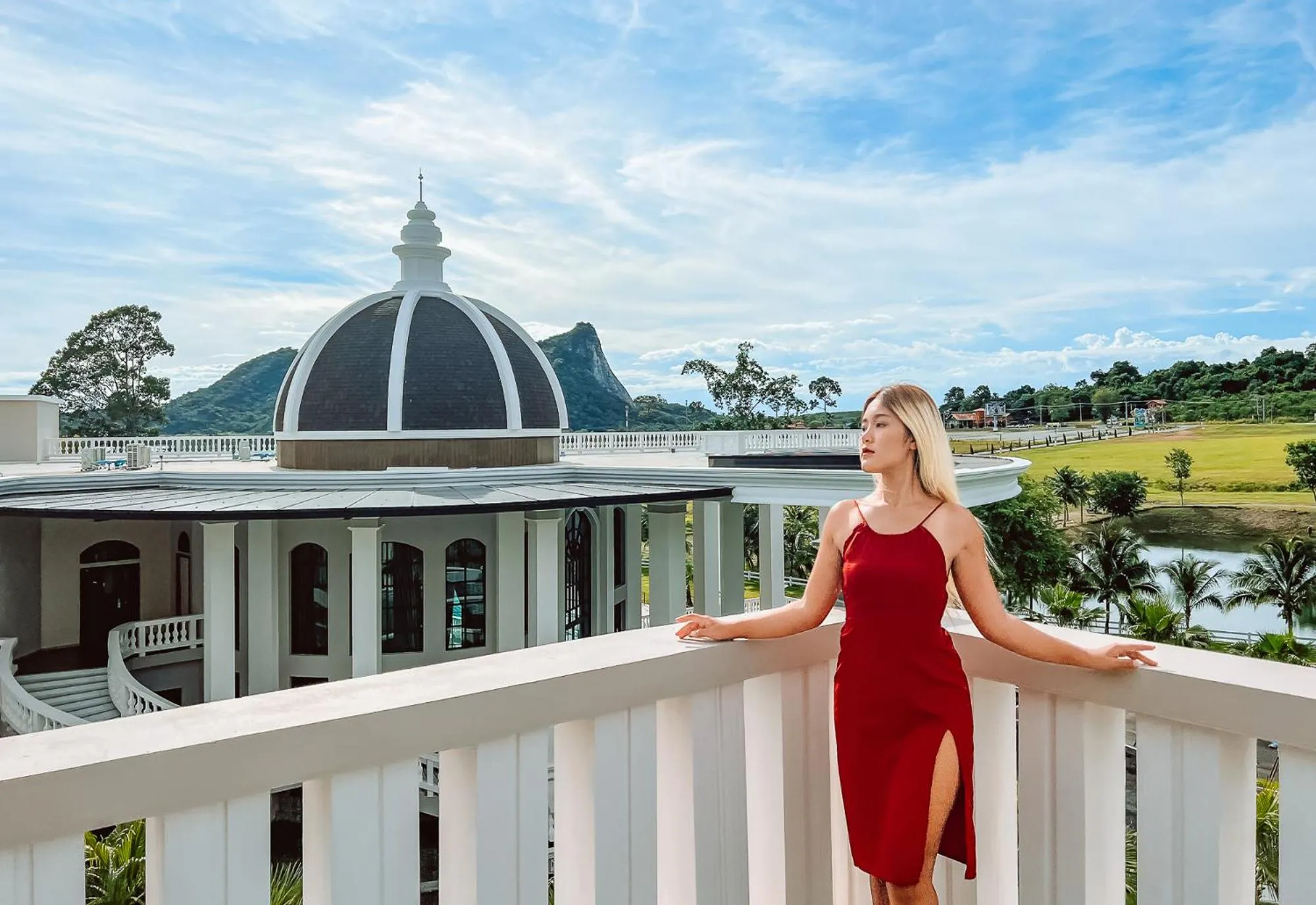 Property building in Grand Lord Hotel & Residence - Khao chi chan Pattaya