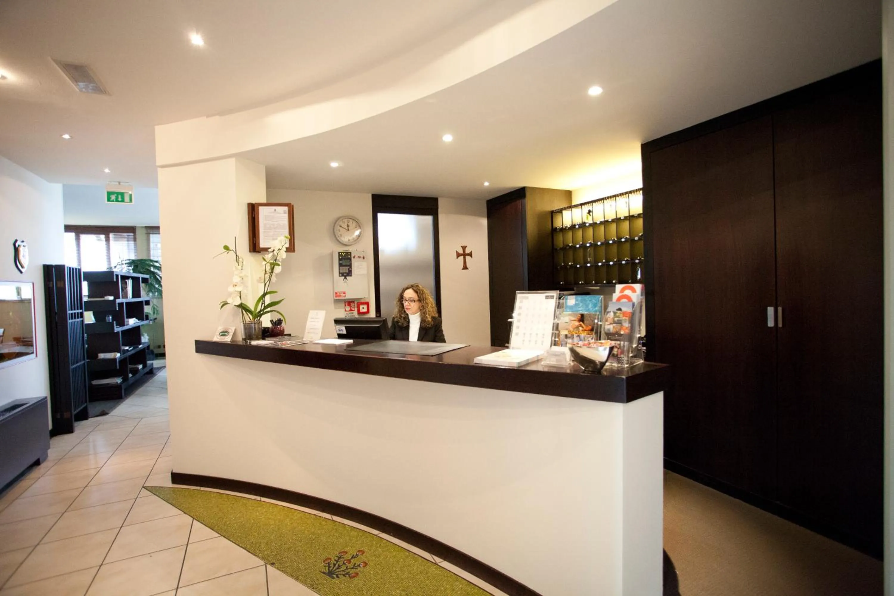 People in Hotel Mosaico