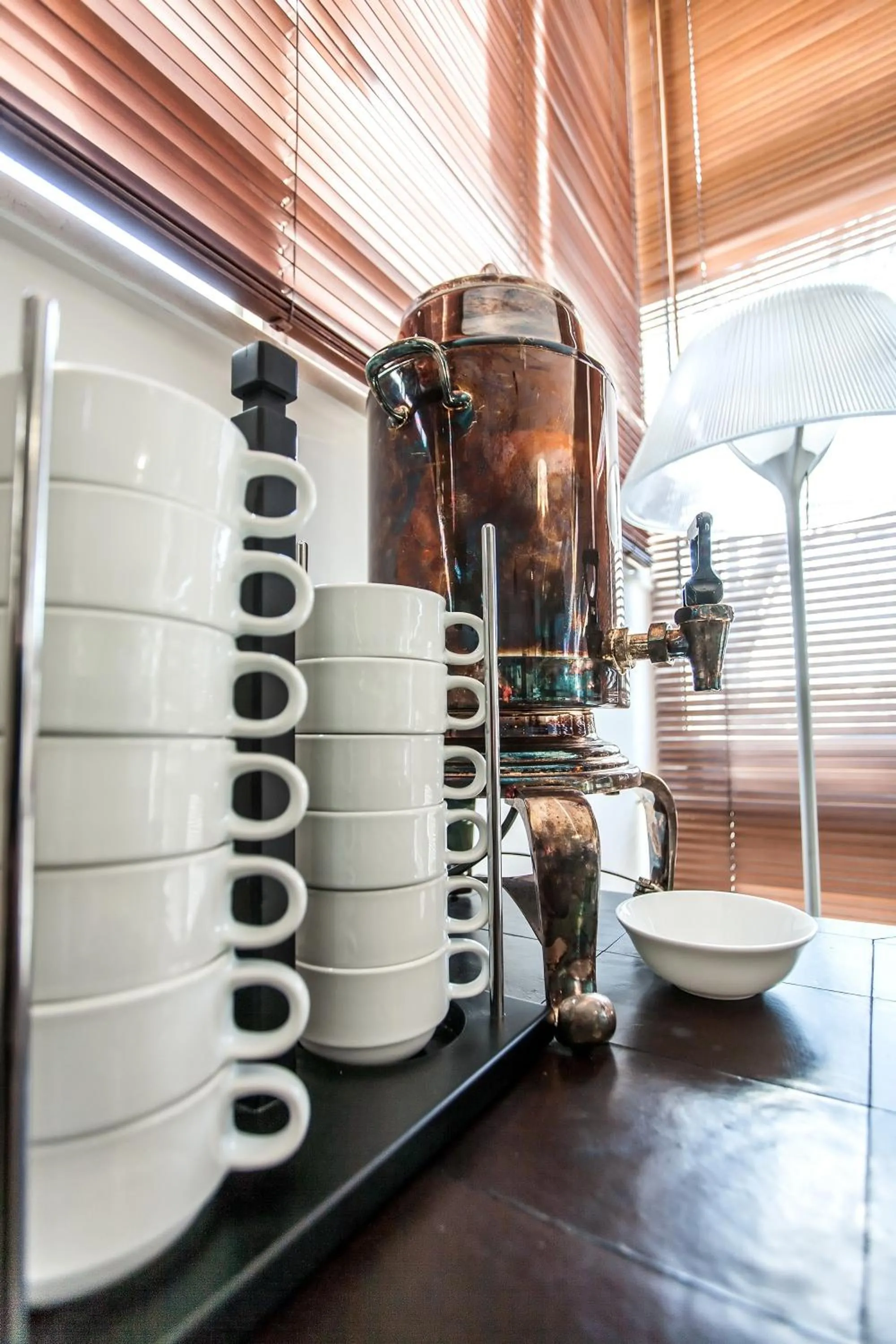 Communal lounge/ TV room in Hotel Mosaico