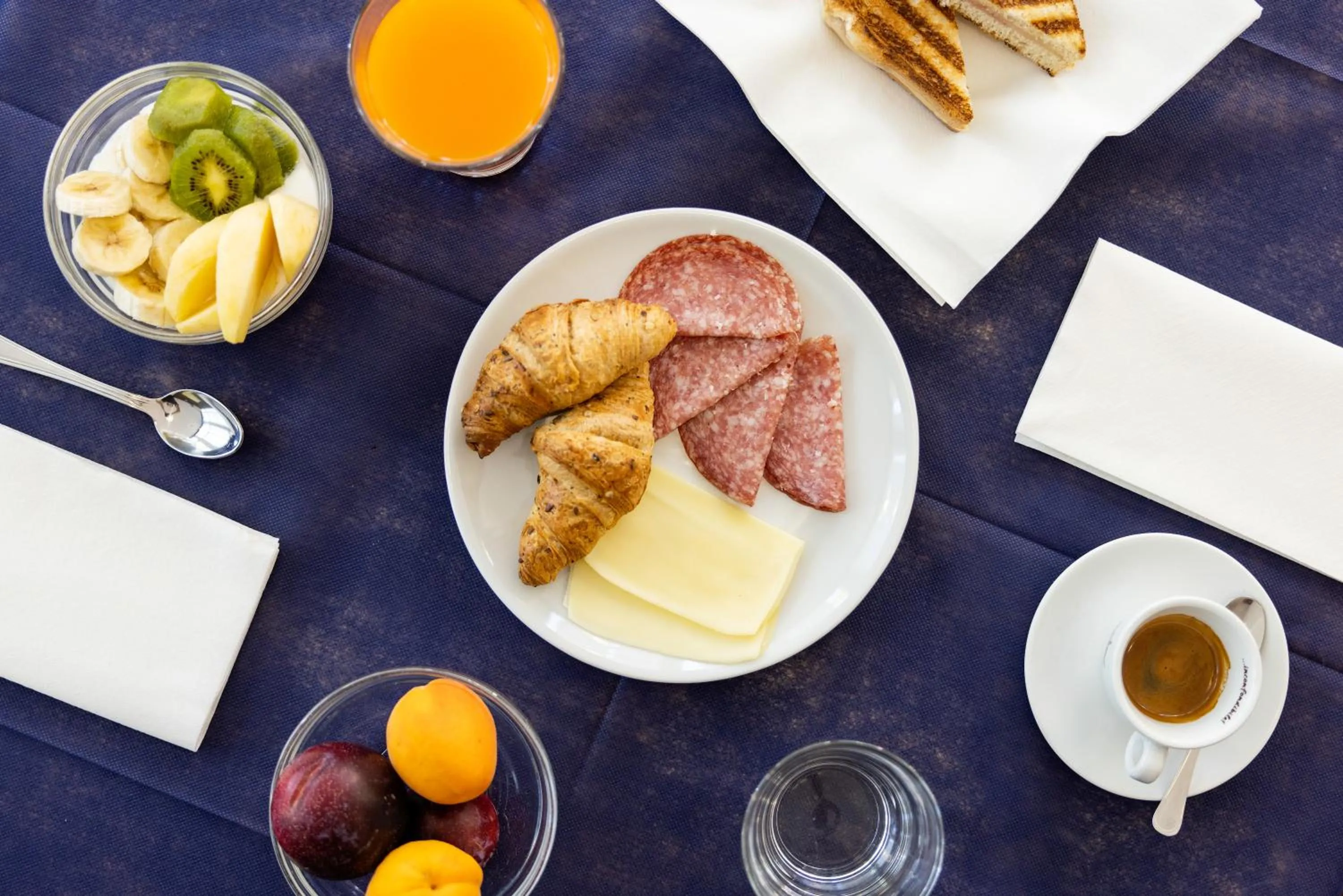 Breakfast in Hotel Mosaico