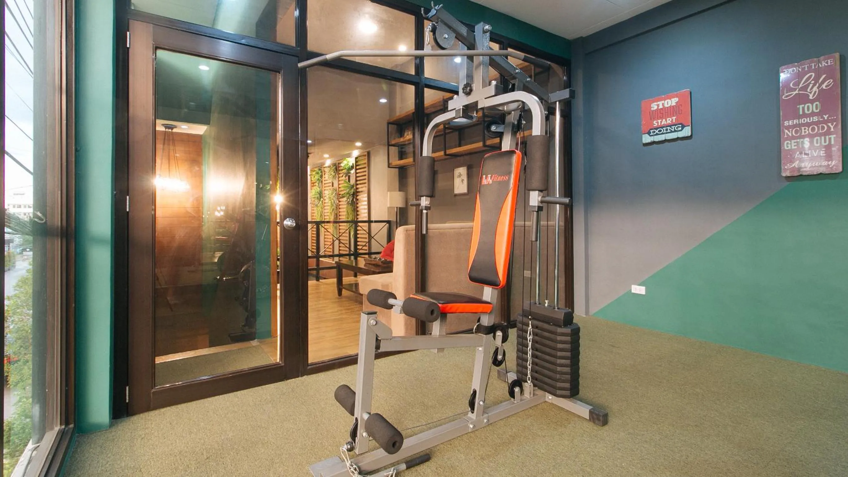 Fitness centre/facilities in RedDoorz @ Gardenview Hotel GTower Angeles