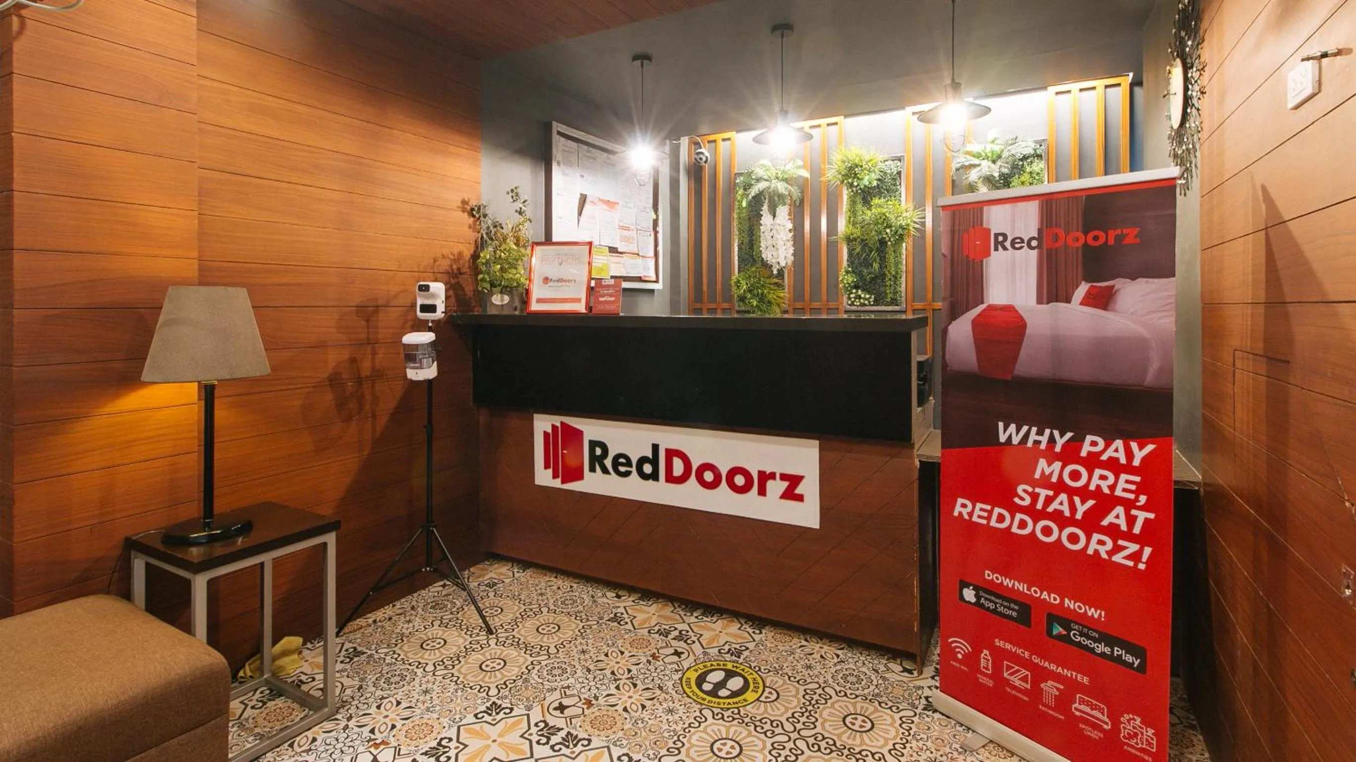 Lobby or reception in RedDoorz @ Gardenview Hotel GTower Angeles