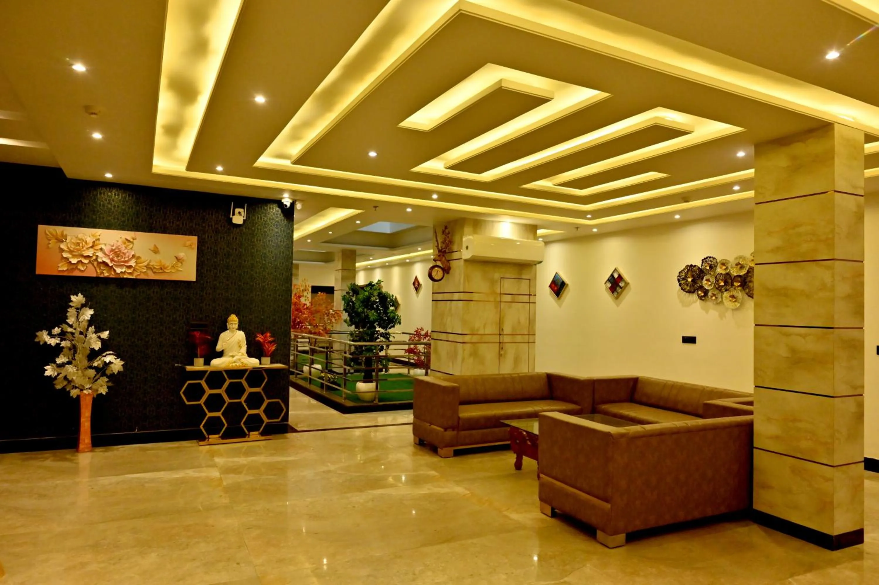 Lobby or reception in Hotel Elite - 5 Mins From Golden Temple