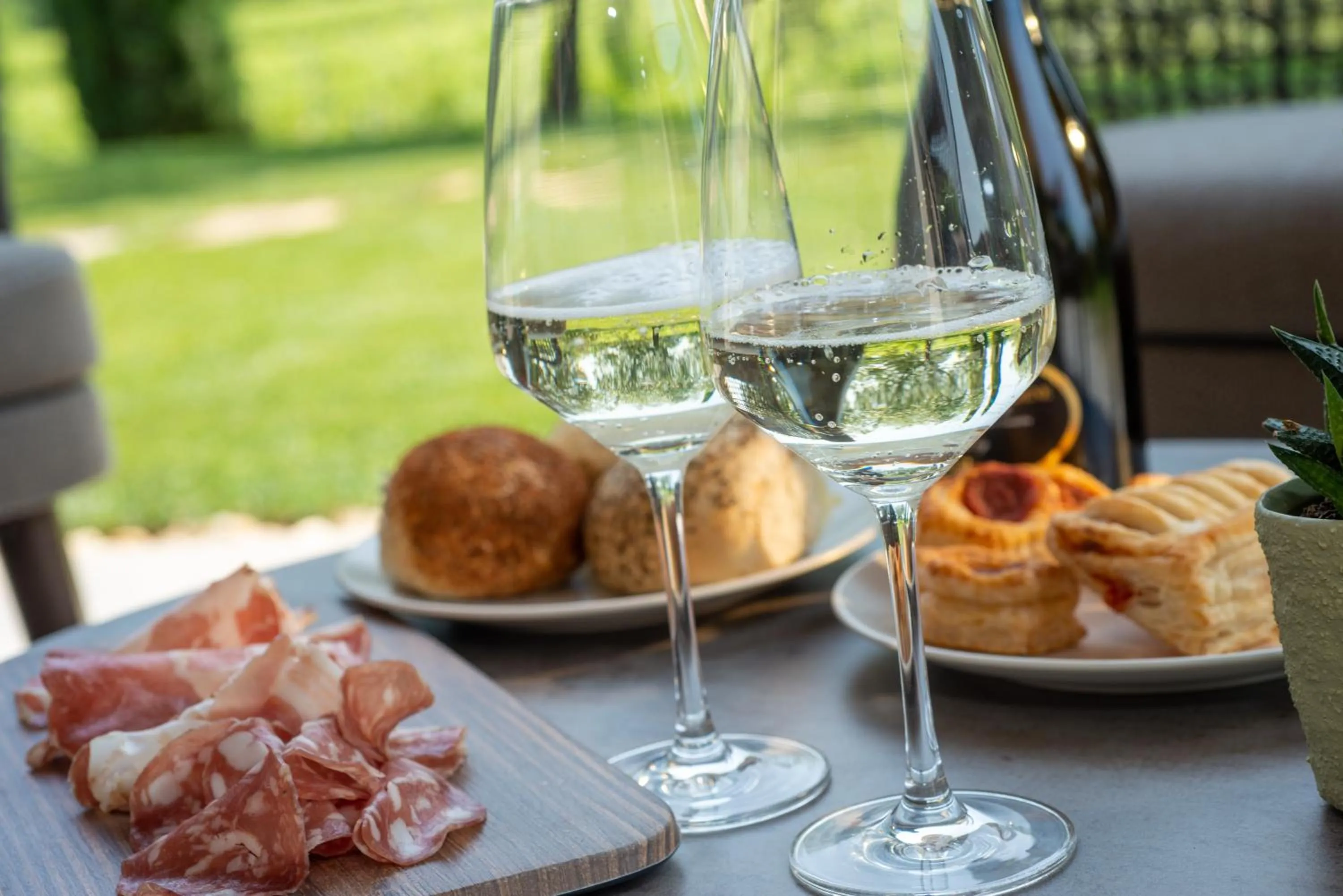 Food and drinks in Relais La Dolce Vite