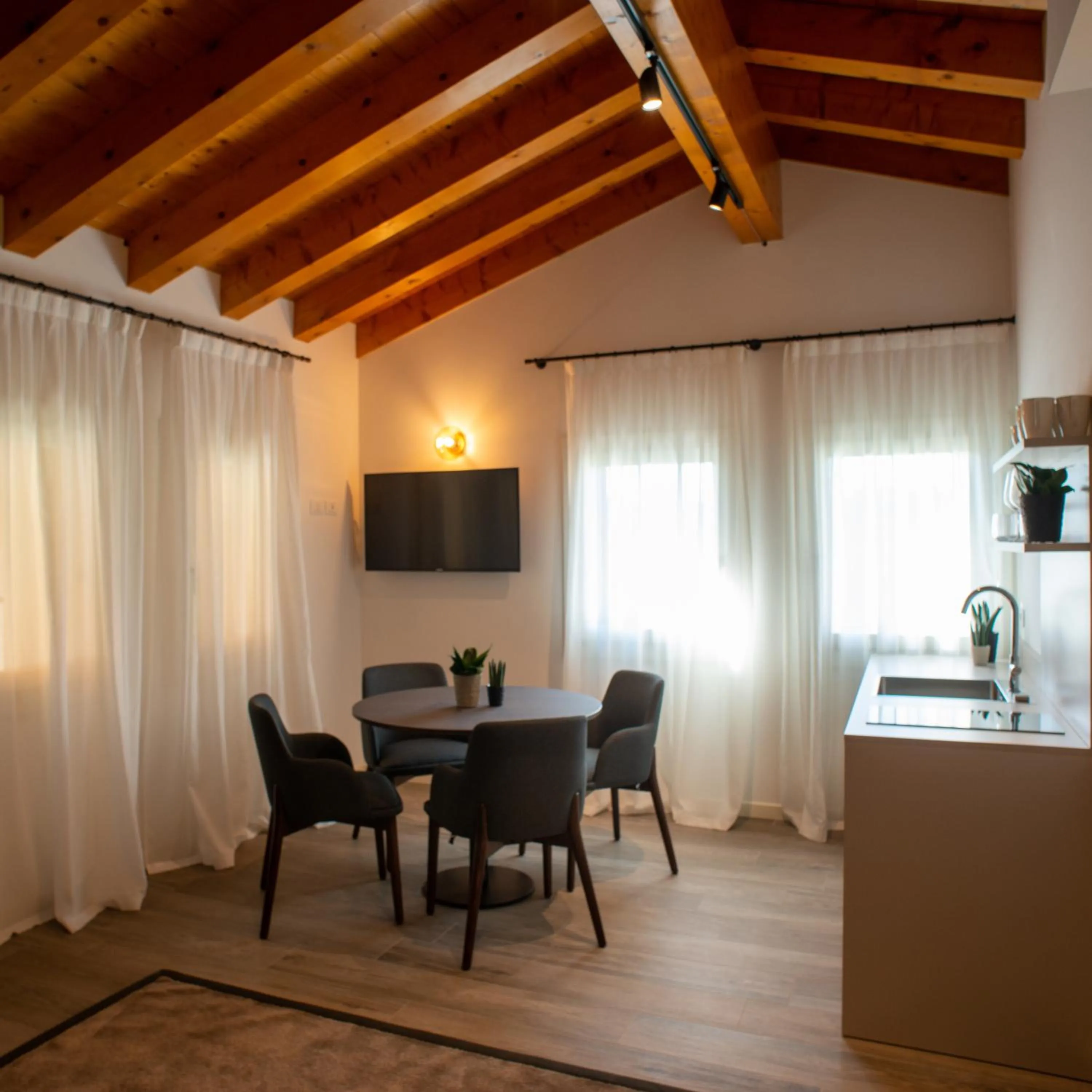 TV and multimedia in Relais La Dolce Vite