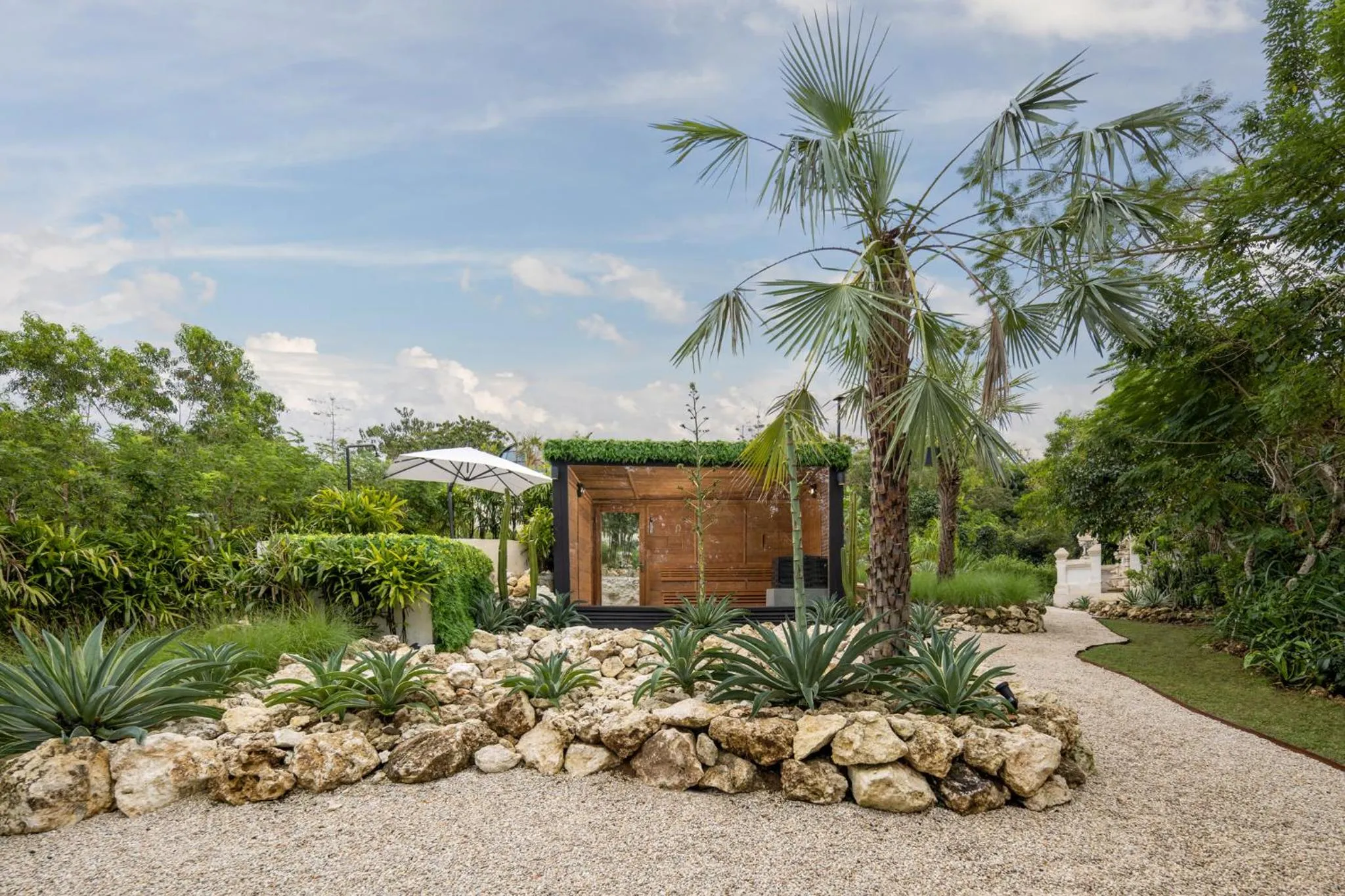 Garden in Airship Bali by Alex Villas