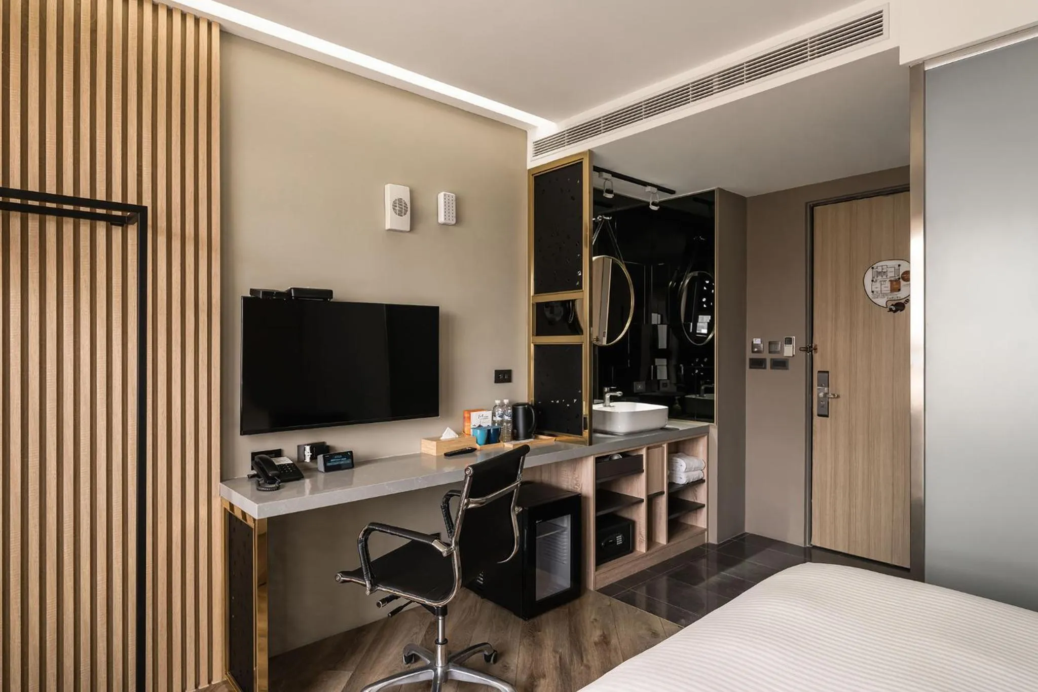 Bedroom, Bed in HOTEL LEISURE Kaohsiung