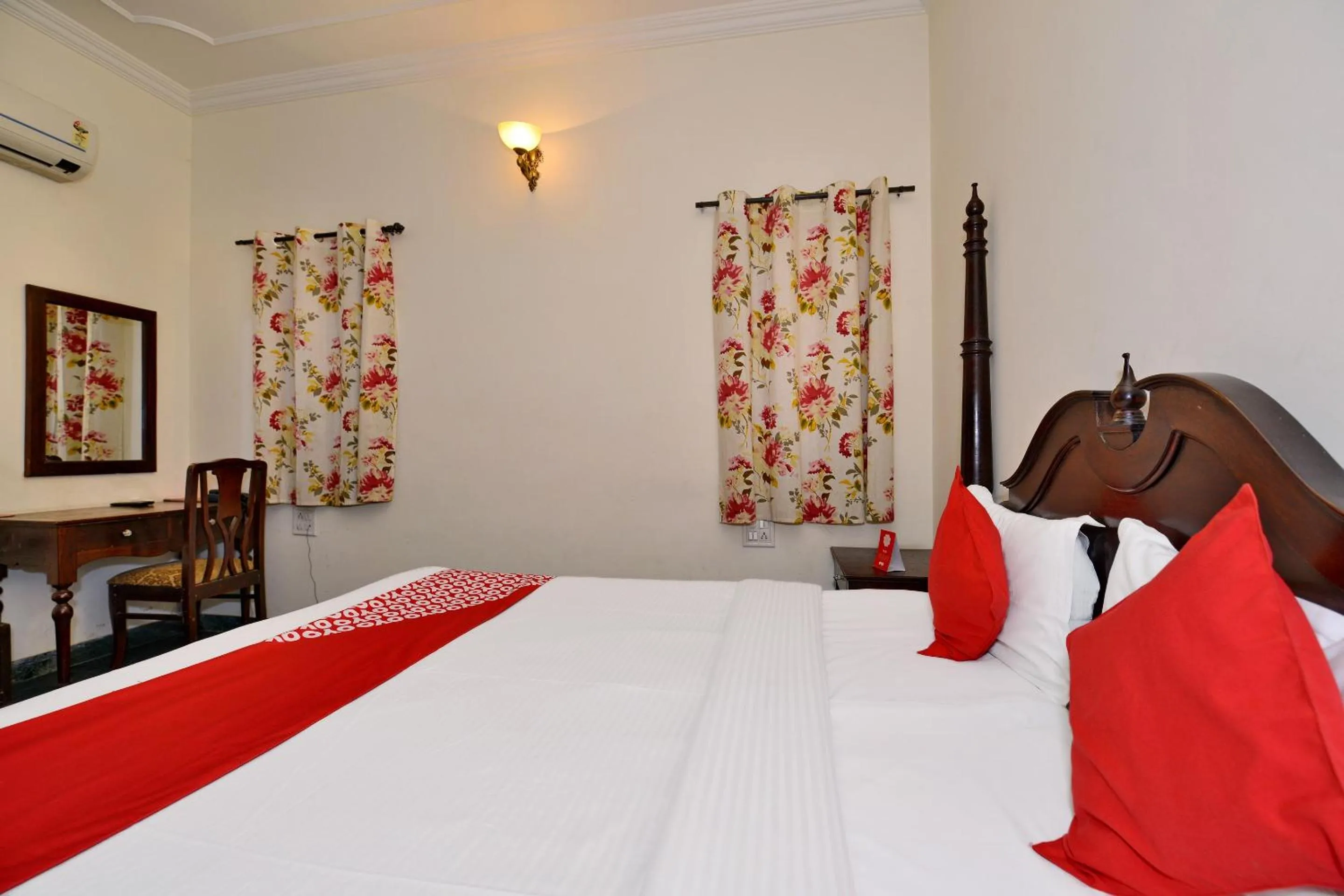 Bedroom in Super Hotel O Tordi Haveli