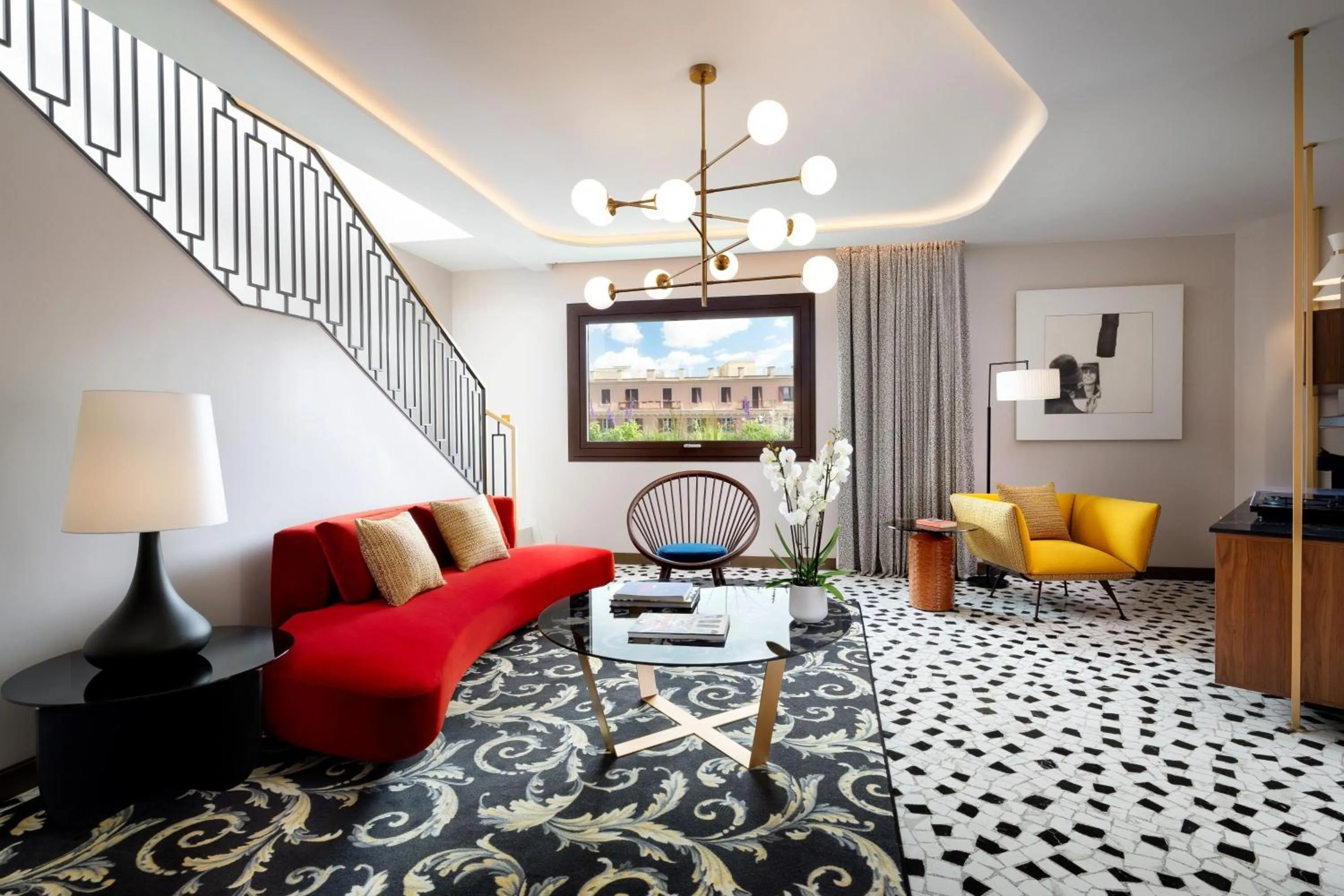 Living room in Le Meridien Visconti Rome