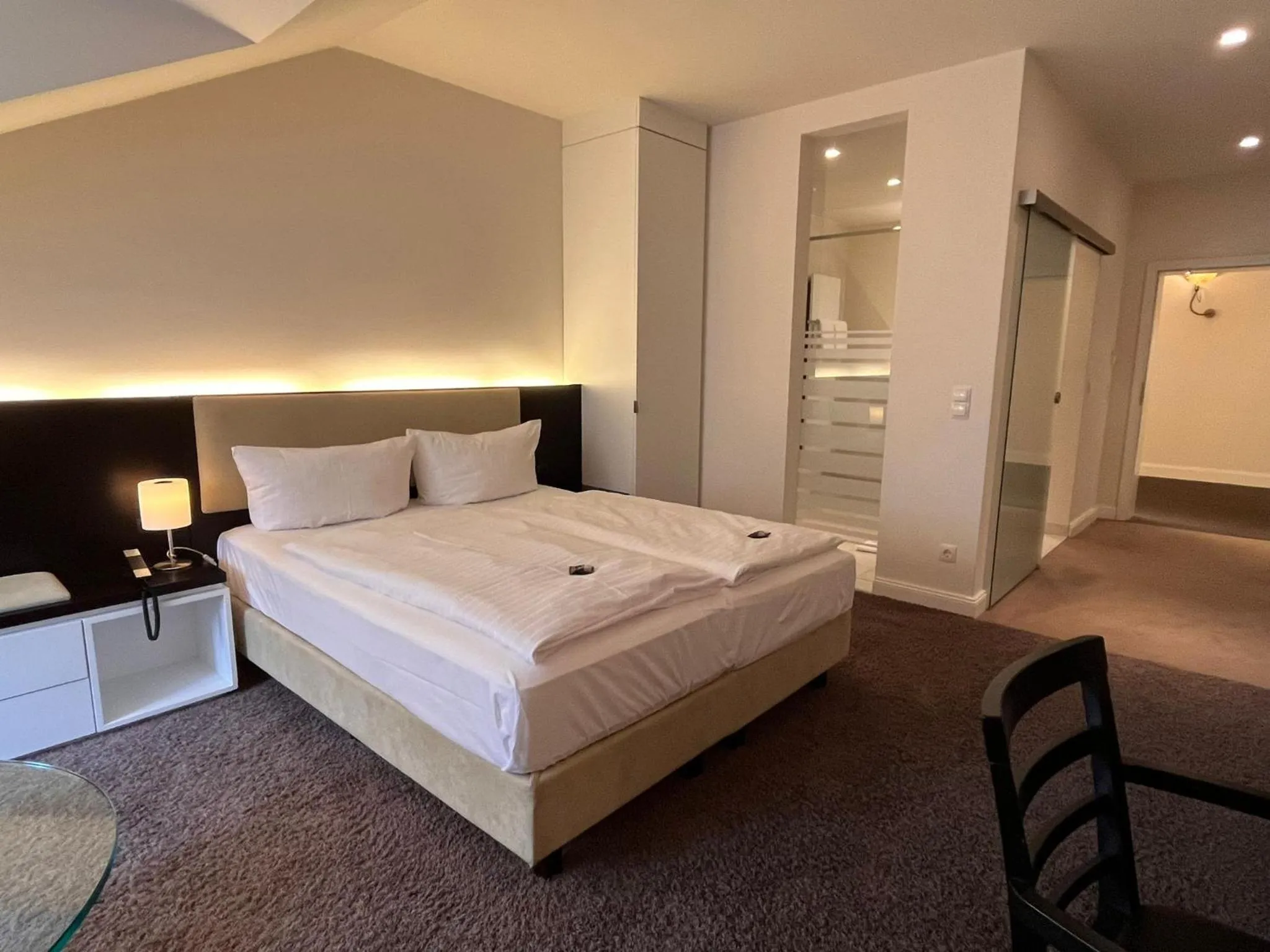 Bedroom, Bed in Hotel Kieler Yacht-Club