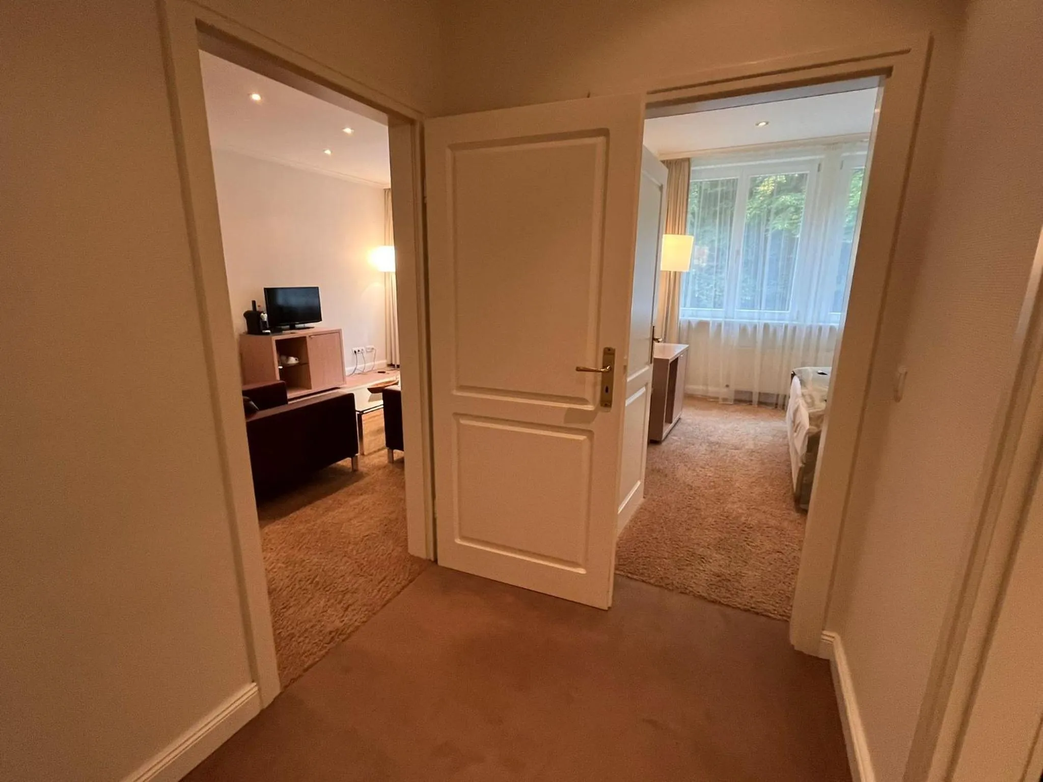 Photo of the whole room, Bed in Hotel Kieler Yacht-Club