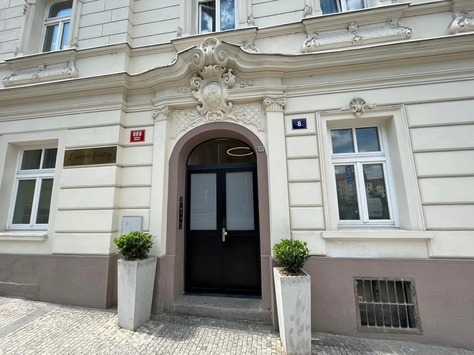 Property building in Figaro Suites