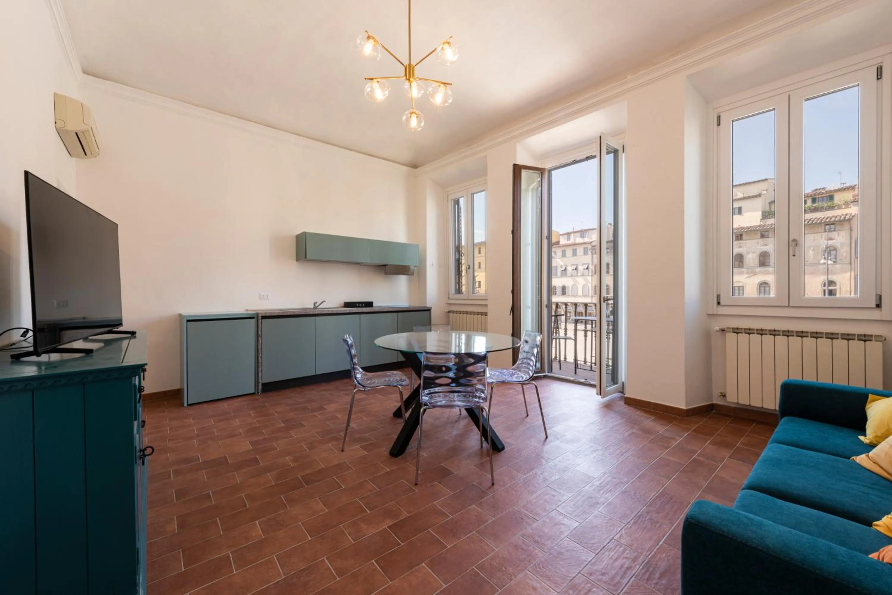 Kitchen or kitchenette in Santa Croce Palace by Mmega