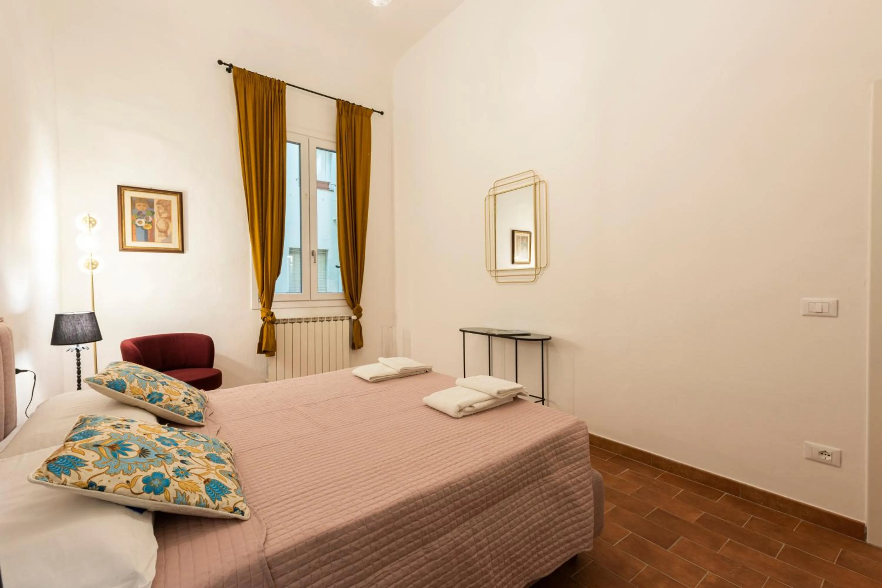 Bed in Santa Croce Palace by Mmega