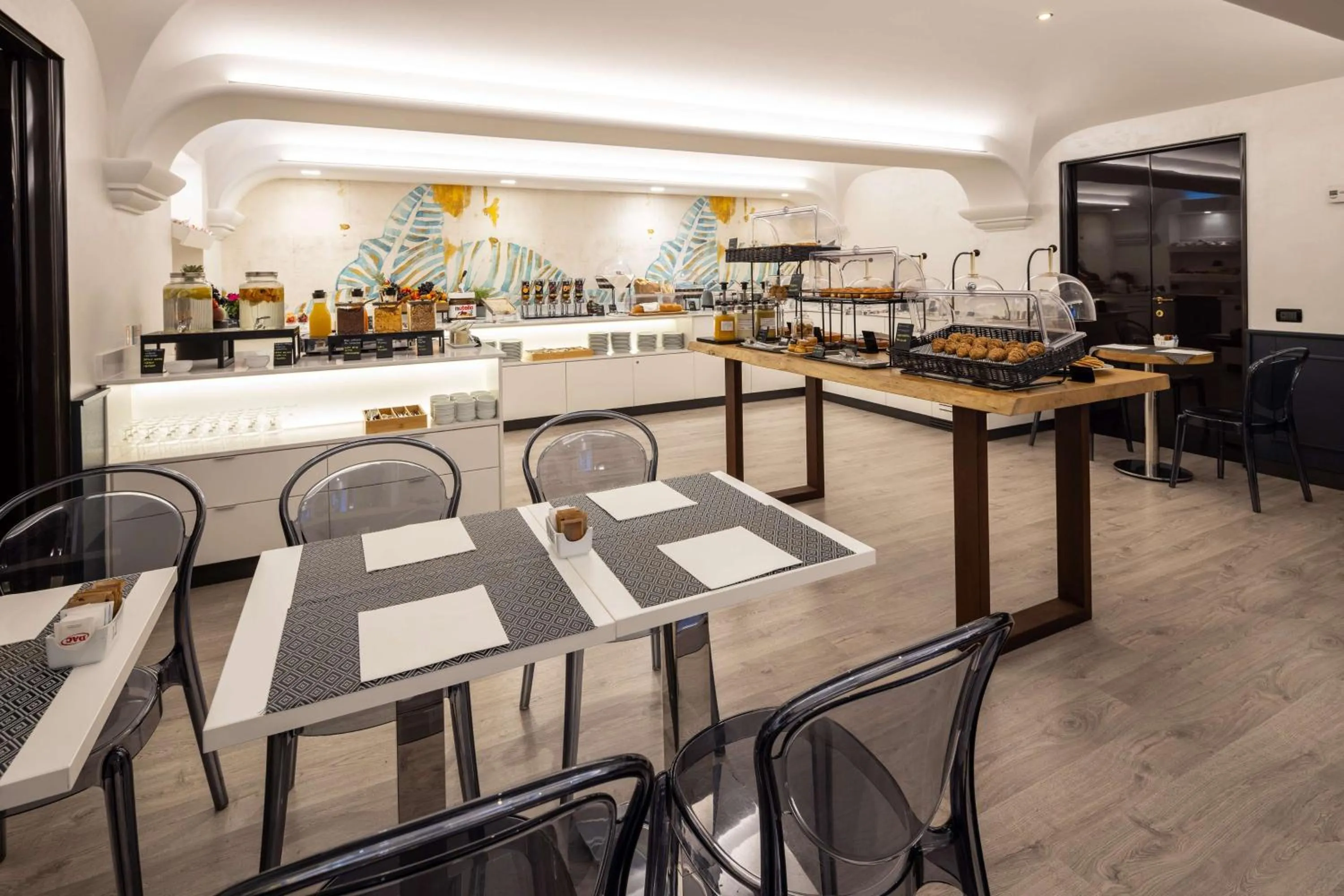 Breakfast in Best Western Plus Hotel Genova