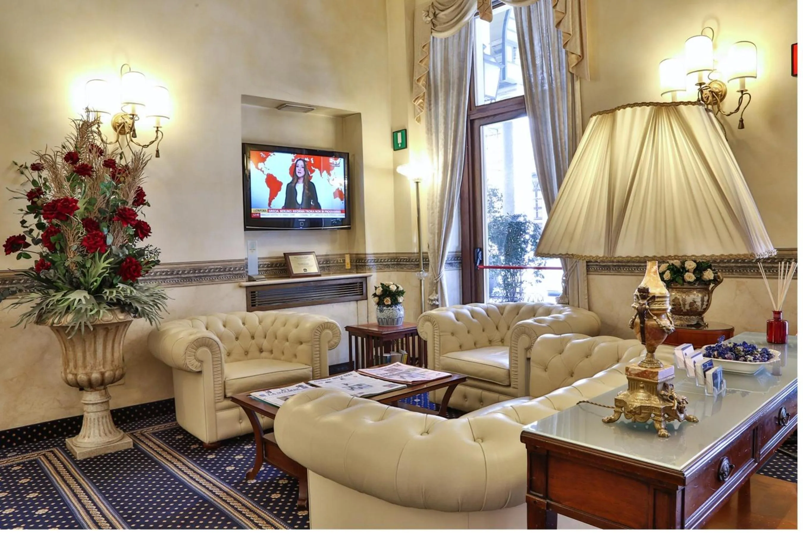 Lobby or reception in Best Western Plus Hotel Genova