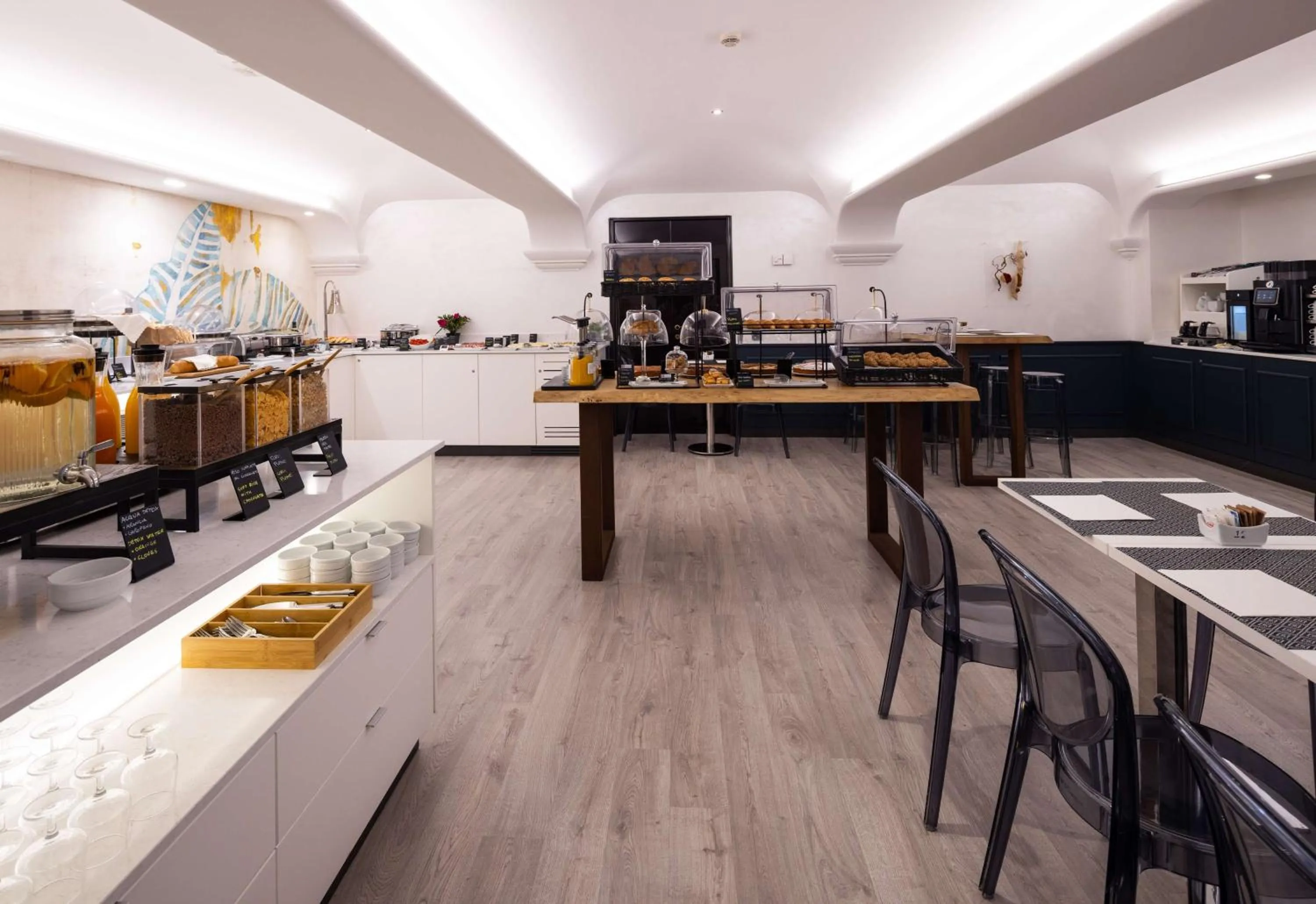 Breakfast in Best Western Plus Hotel Genova